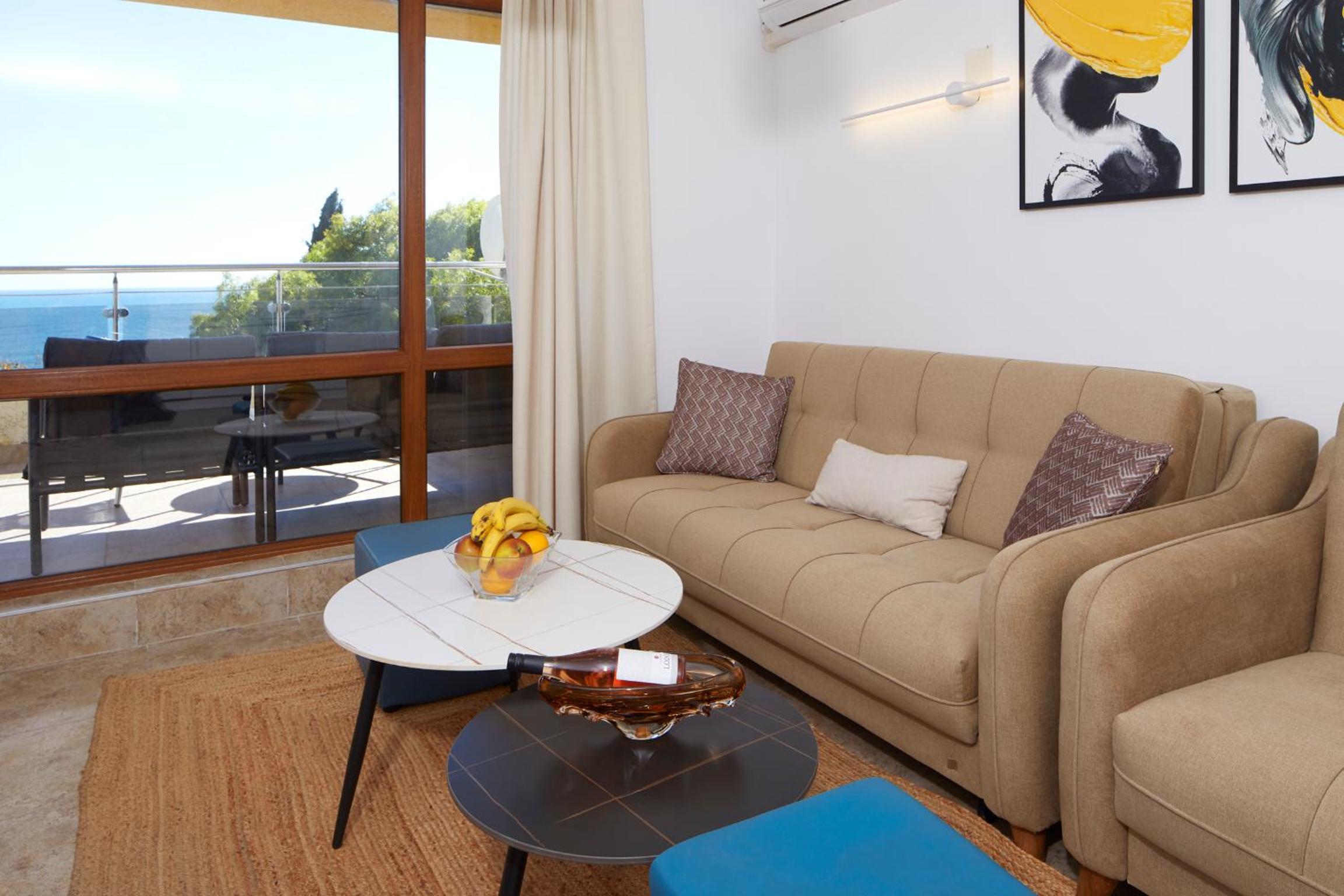 Infinity Terrace 1BR Apartment Nessebar