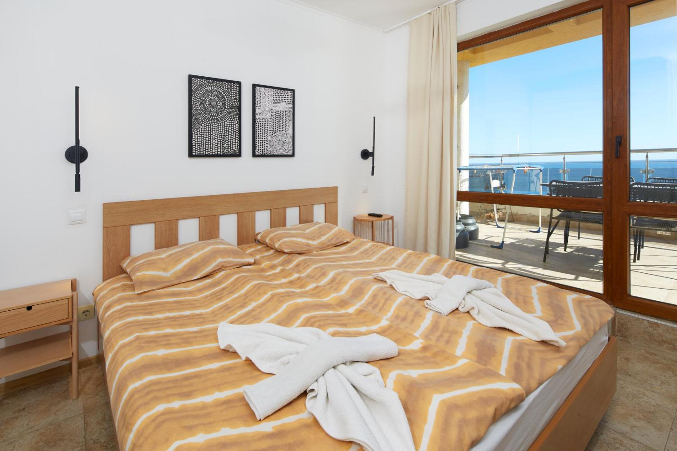 Infinity Terrace 1BR Apartment Nessebar