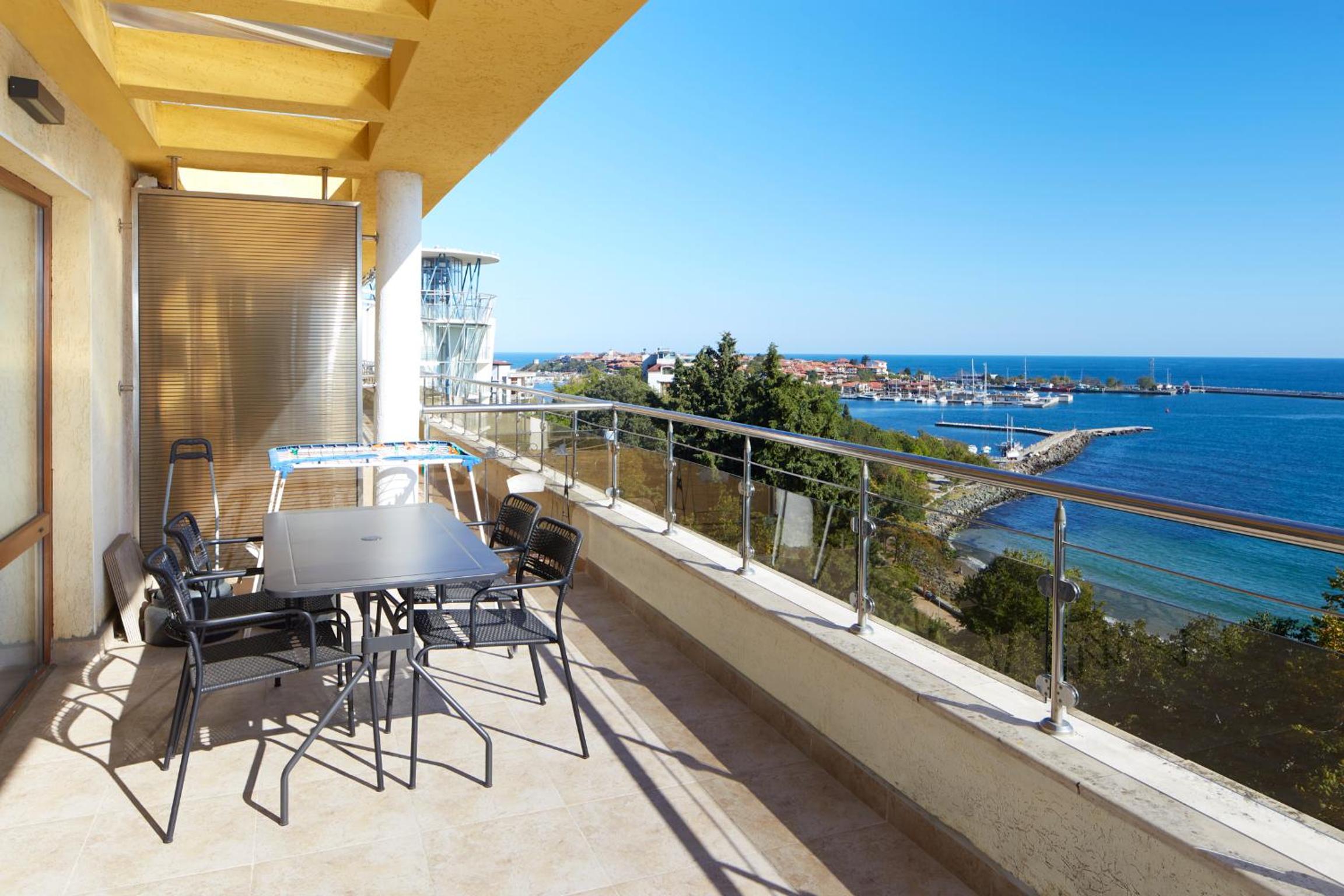 Infinity Terrace 1BR Apartment Nessebar