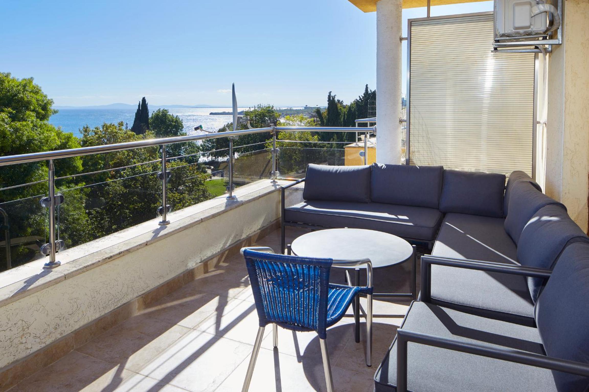 Infinity Terrace 1BR Apartment Nessebar
