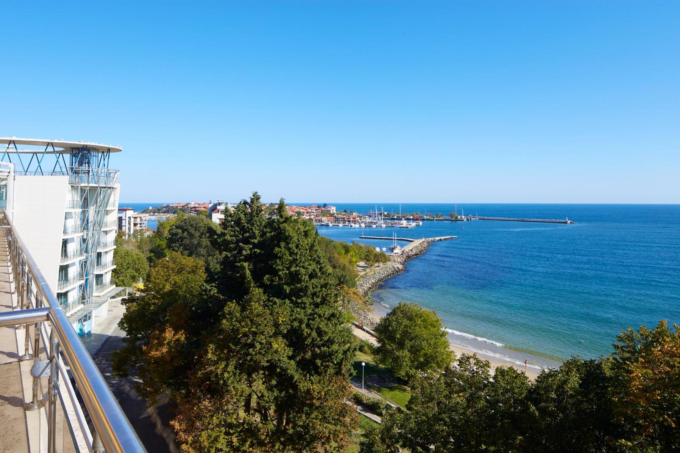 Infinity Terrace 1BR Apartment Nessebar