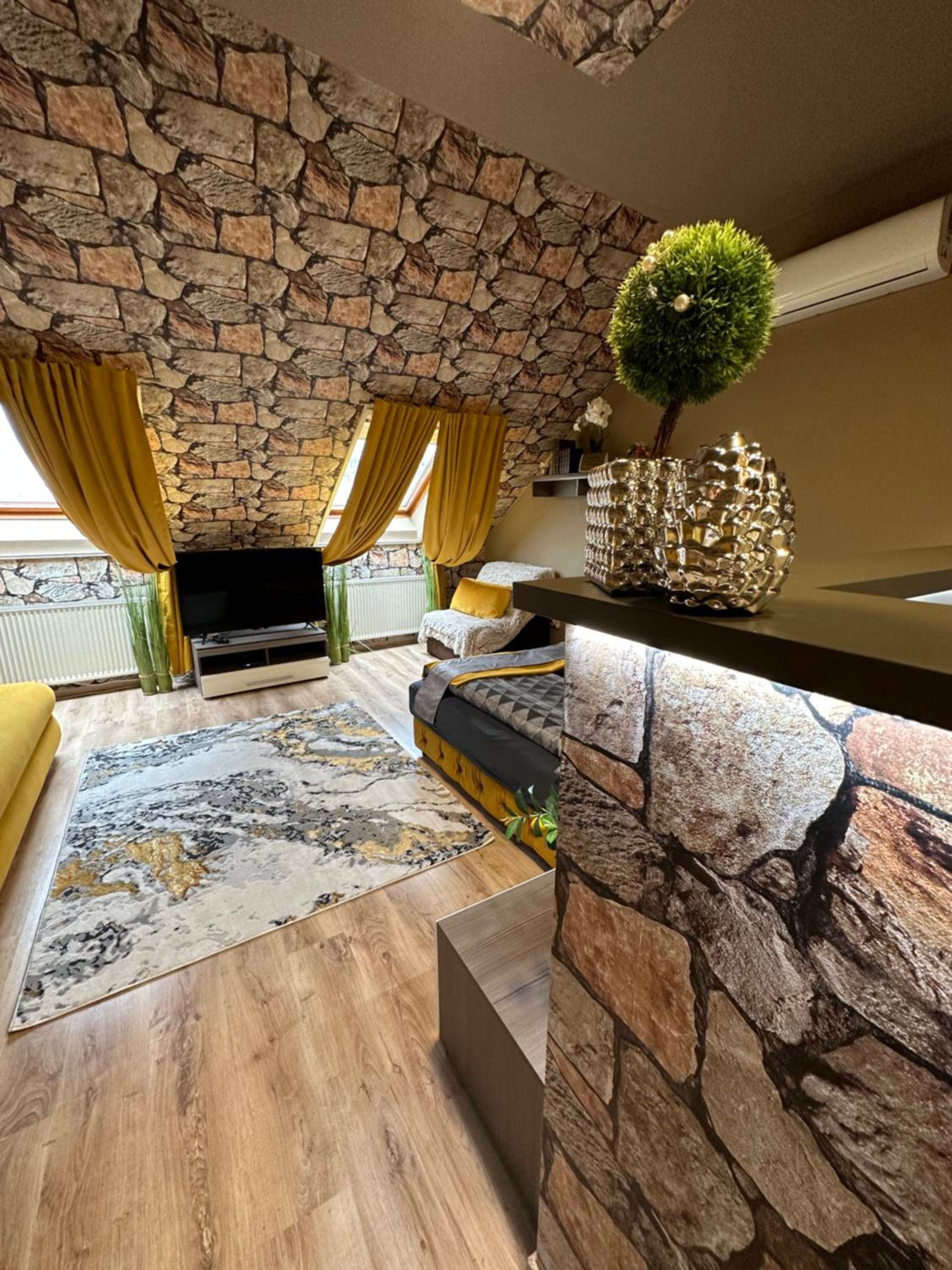 Gold Downtown Apartman