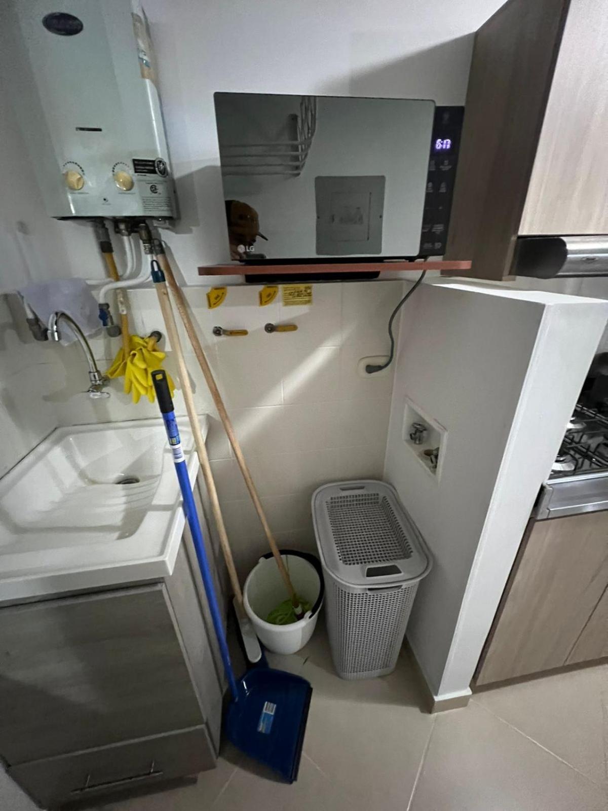Cómodo Apartamento con Vista al ciudad cerca al poblado