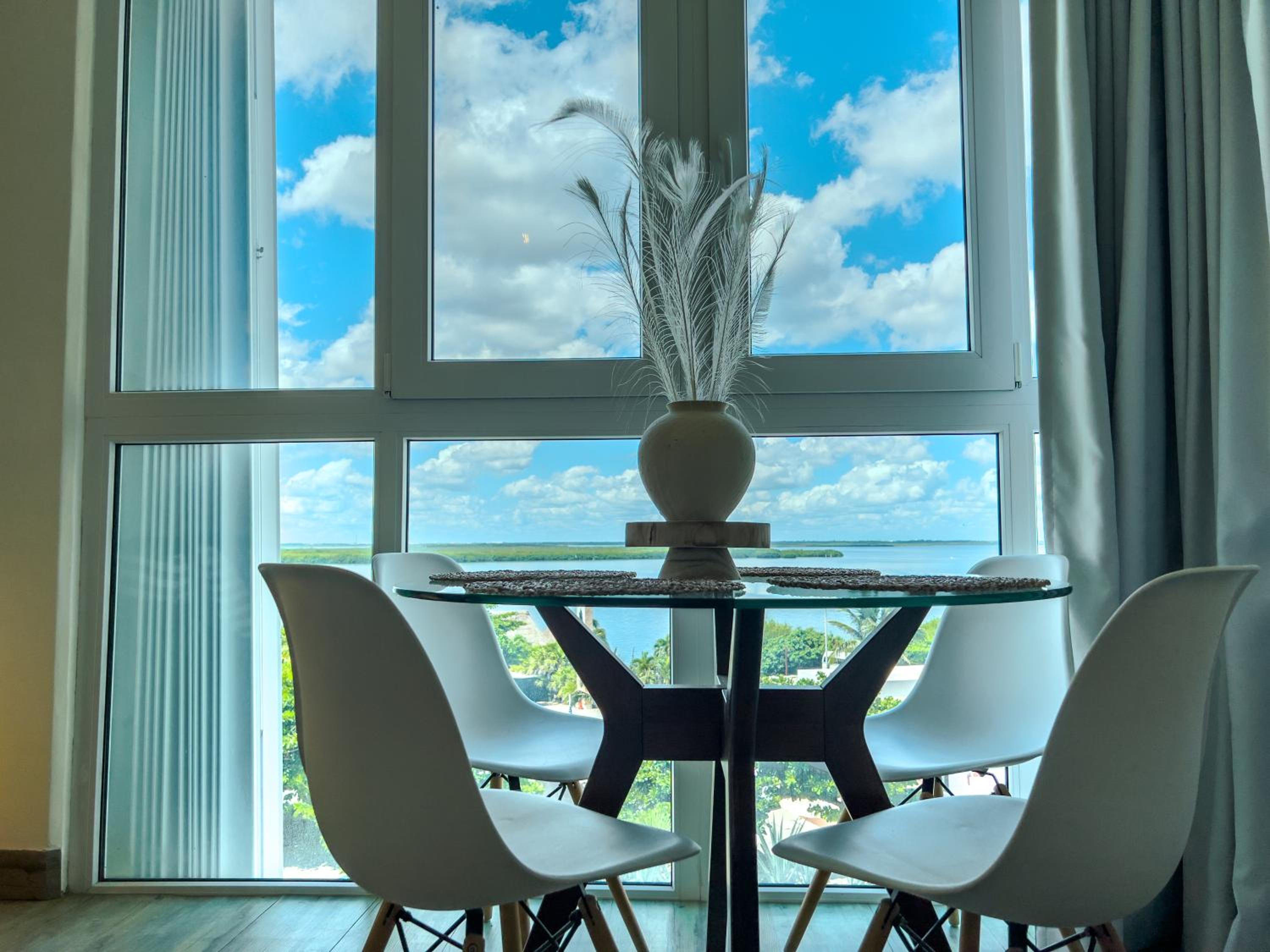 Exclusivo Condominio a Pie de Playa ZH