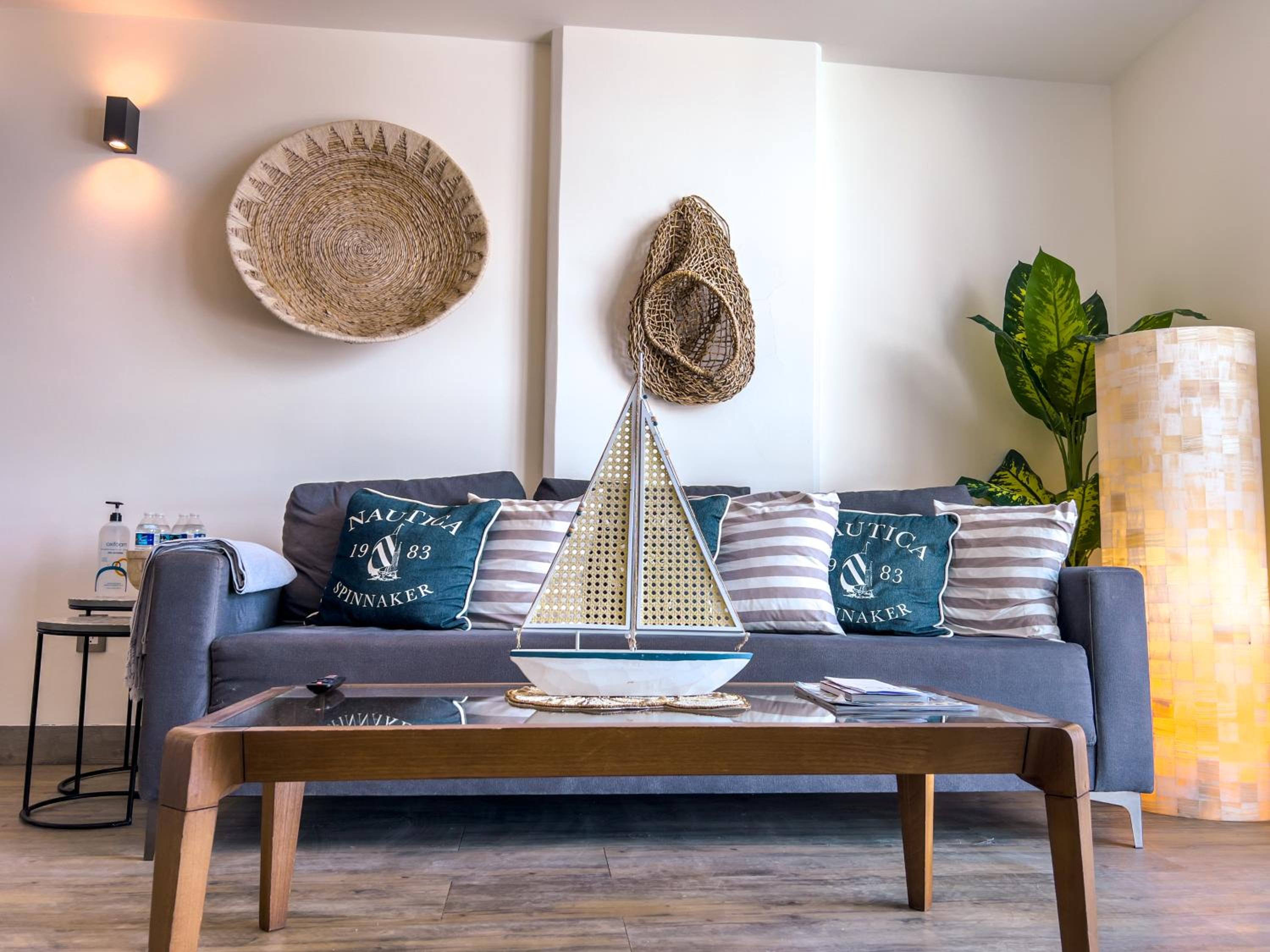 Exclusivo Condominio a Pie de Playa ZH
