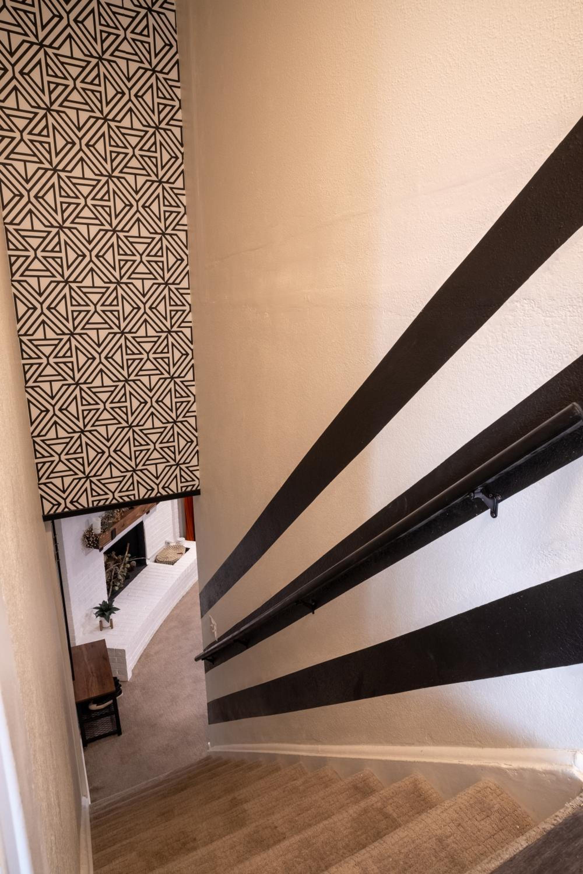 Rocky Mountain Haven-Modern 2BD, 1BA Basement Retreat in Lakewood - Property Image 1