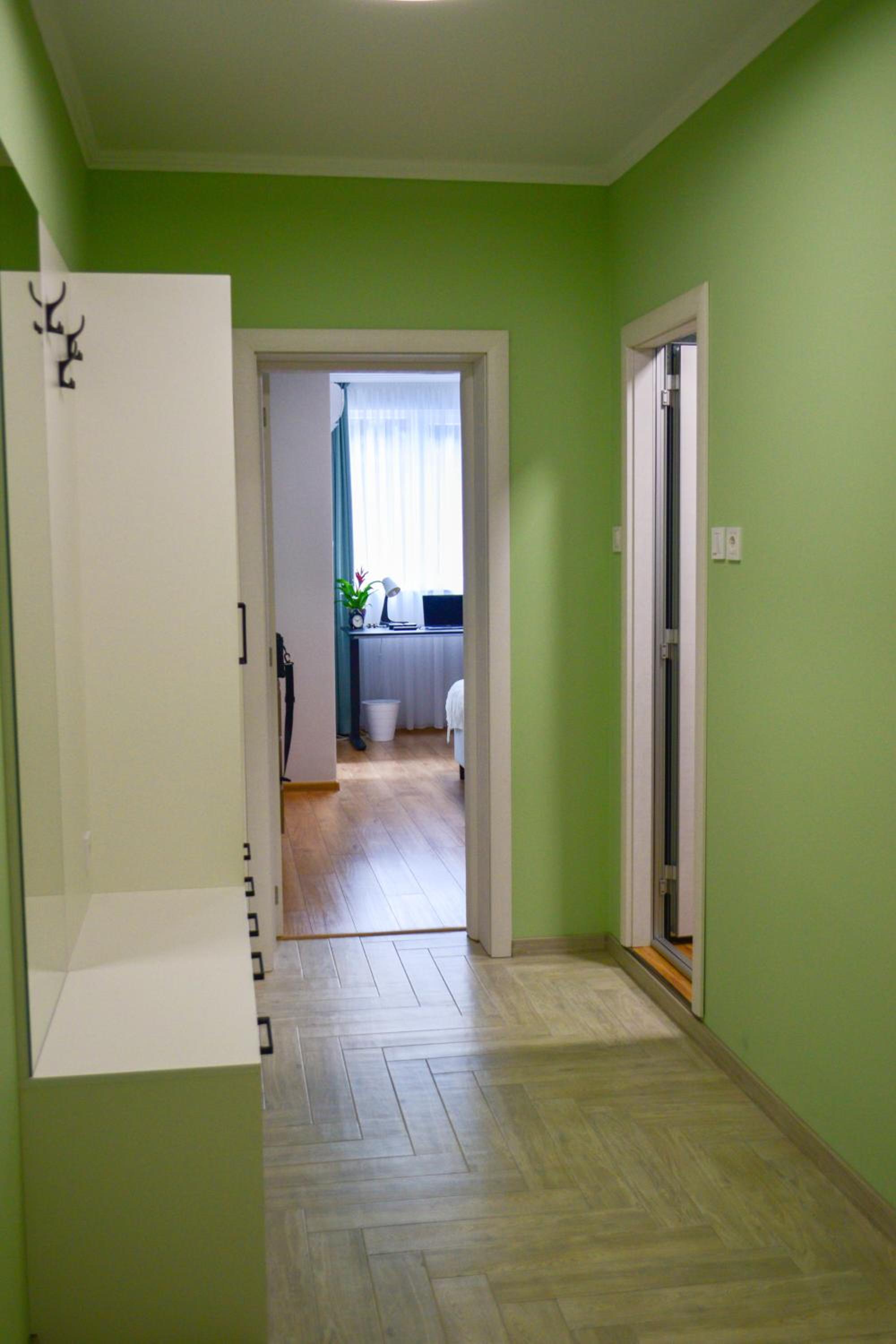 Modern & Elegant City Center Apartments