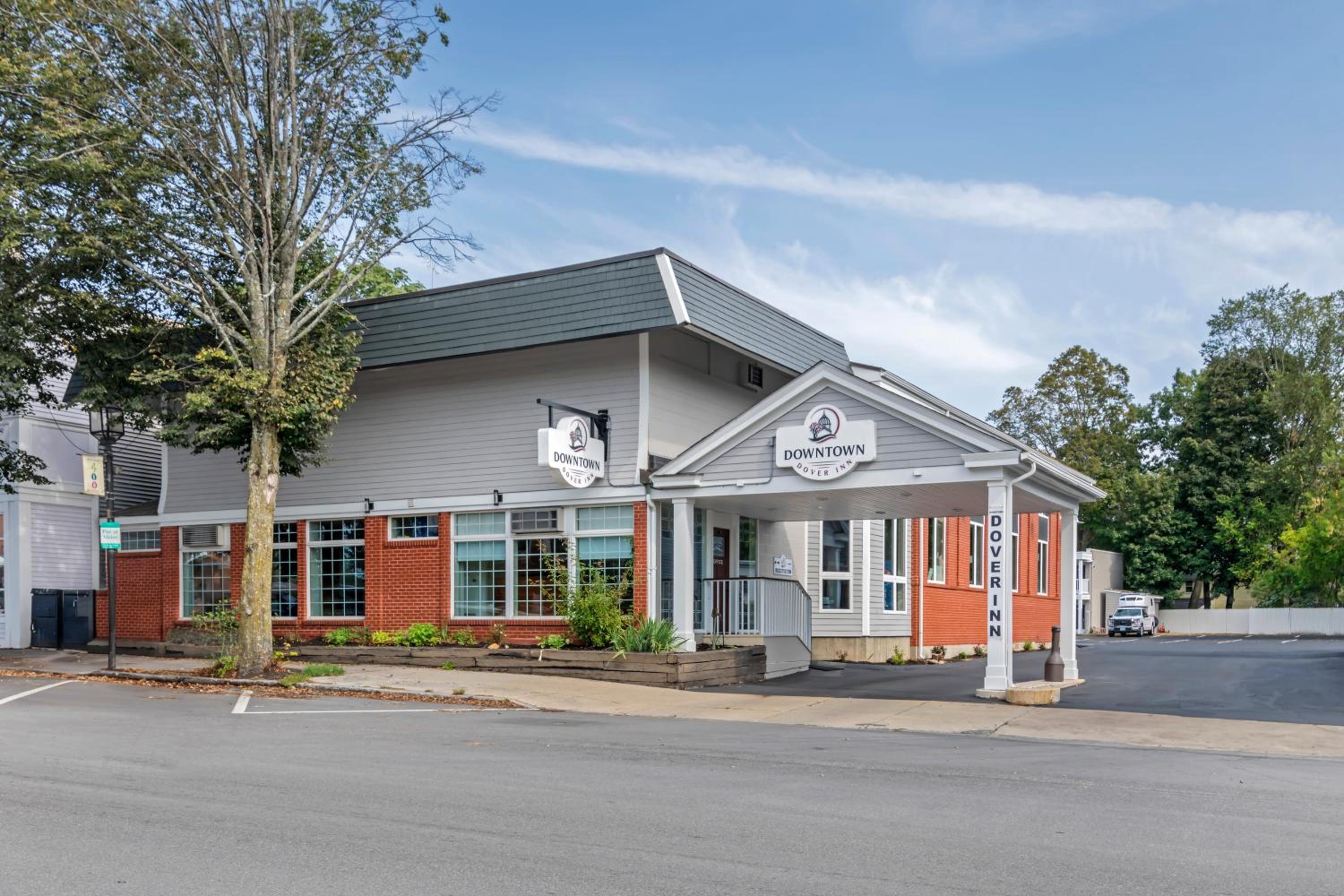 Dover Vacations - Downtown Dover Inn - Property Image 9