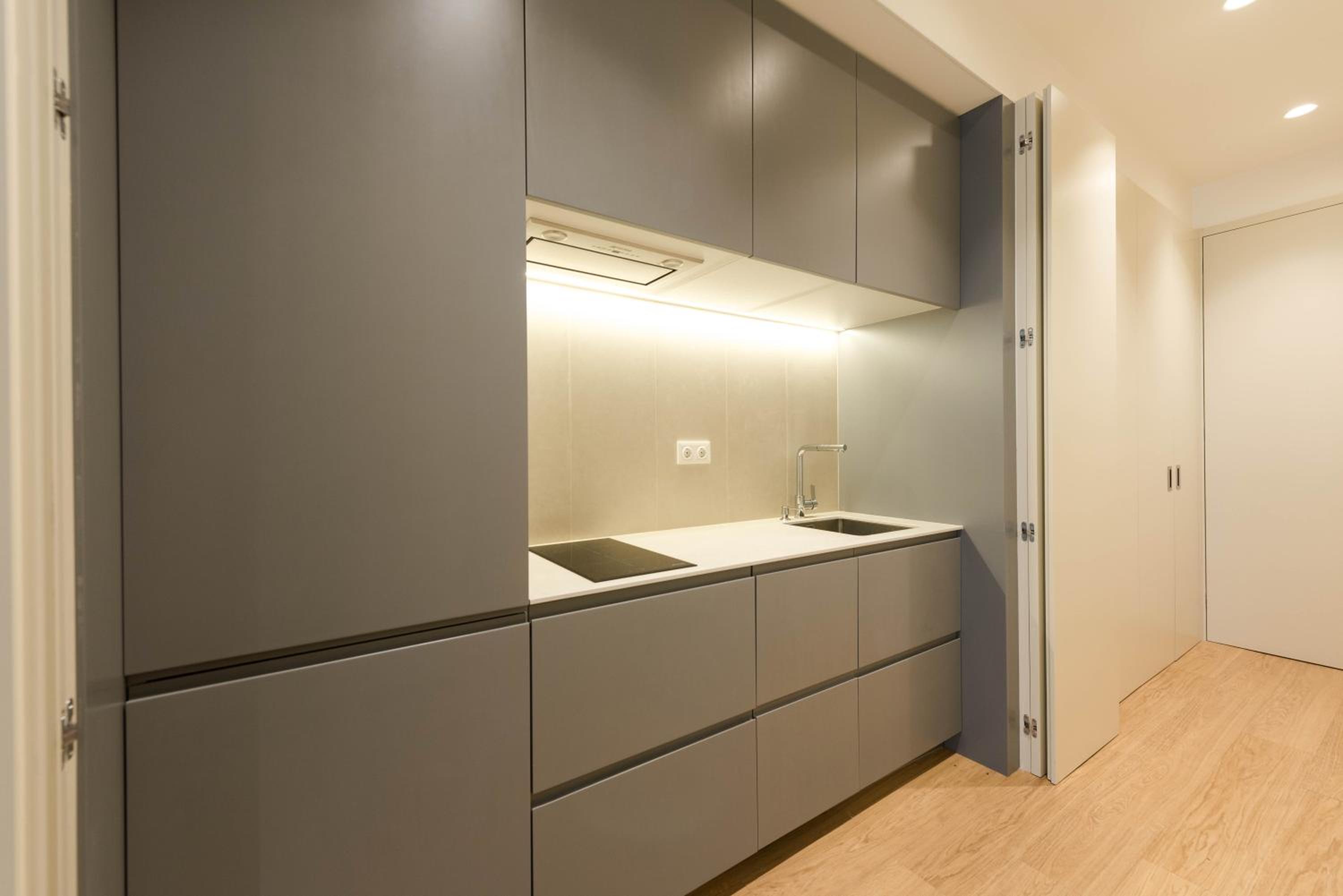 Gorgeous Refurbished Apartments Graça view 5