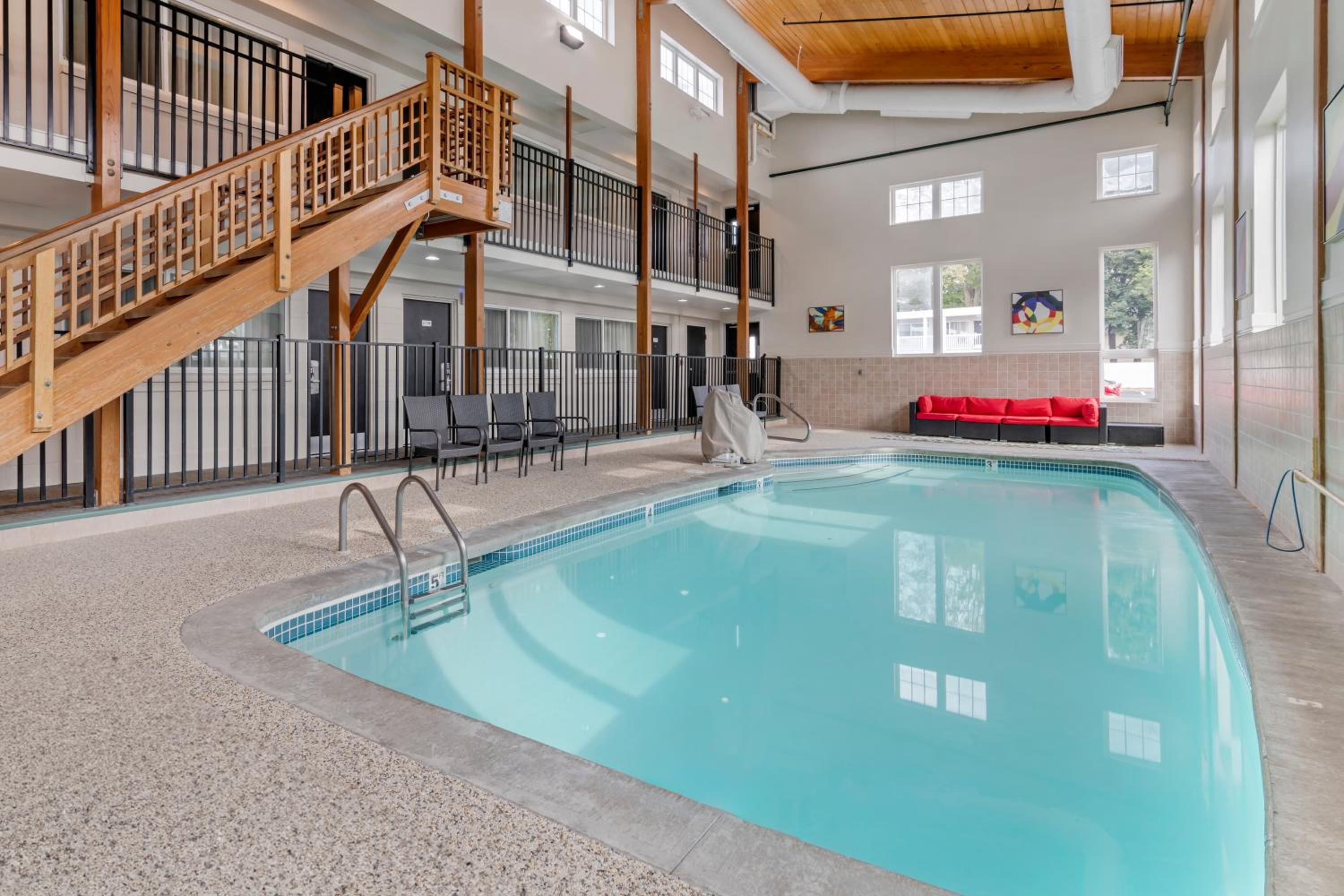 Dover Vacations - Downtown Dover Inn - Property Image 2