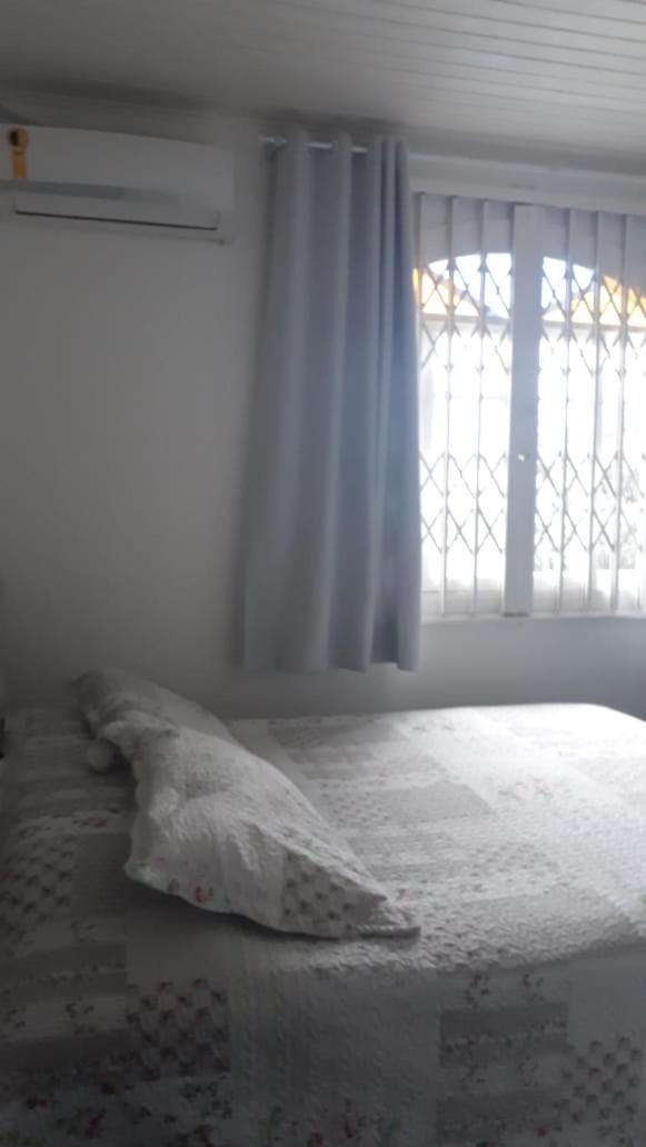 Casa com piscina Ingleses 0169