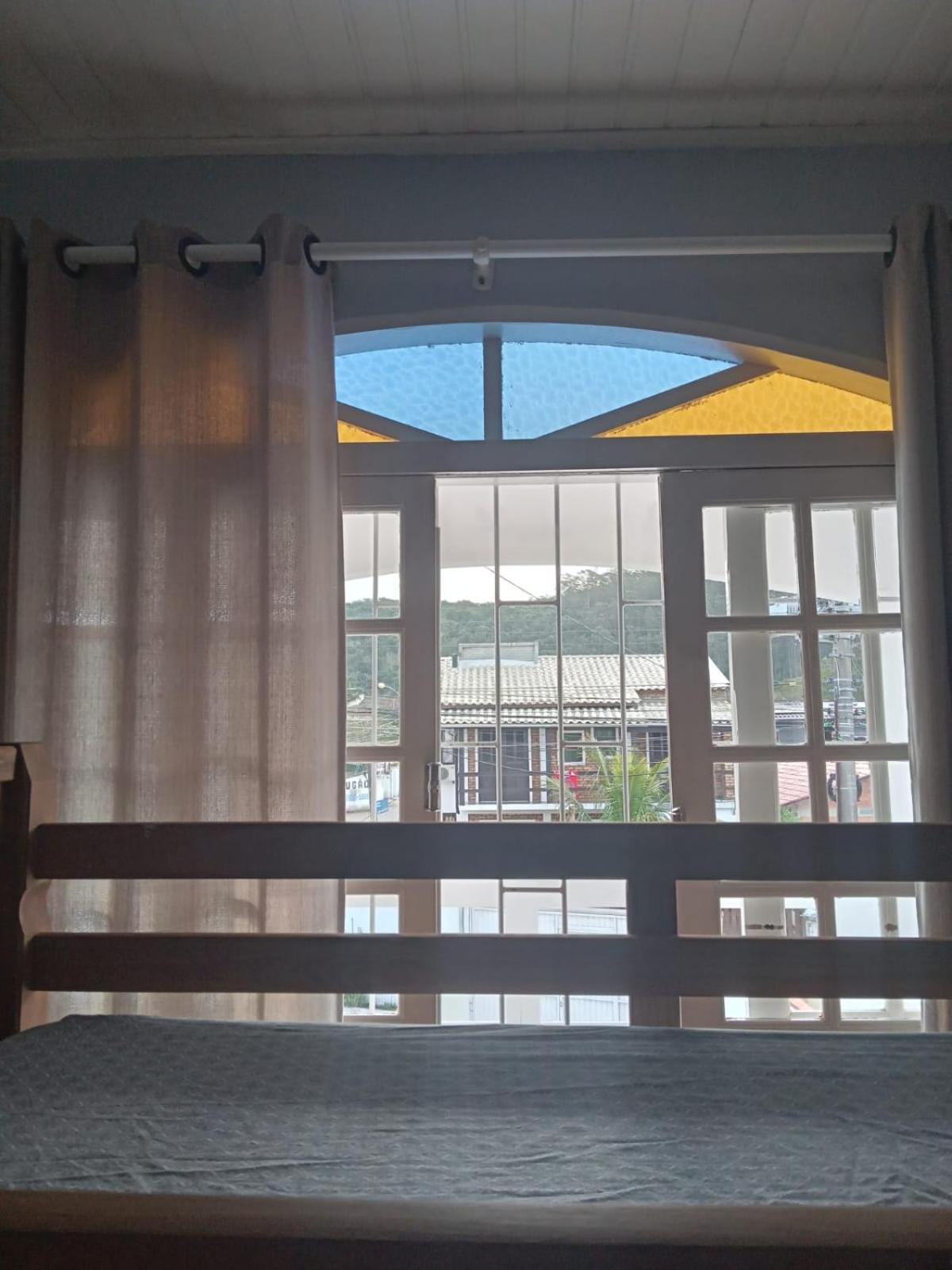 Casa com piscina Ingleses 0169