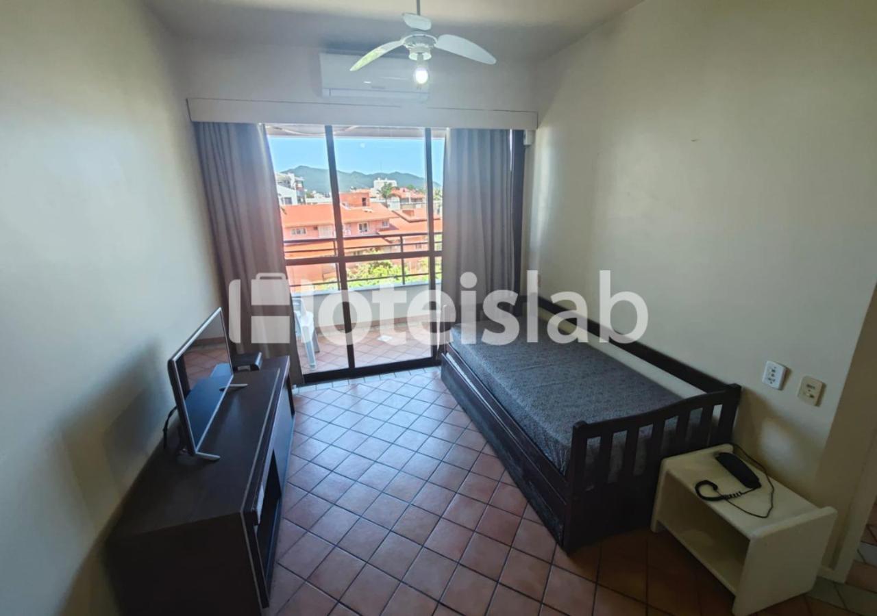 C163 Apto de um quarto com vista para o mar