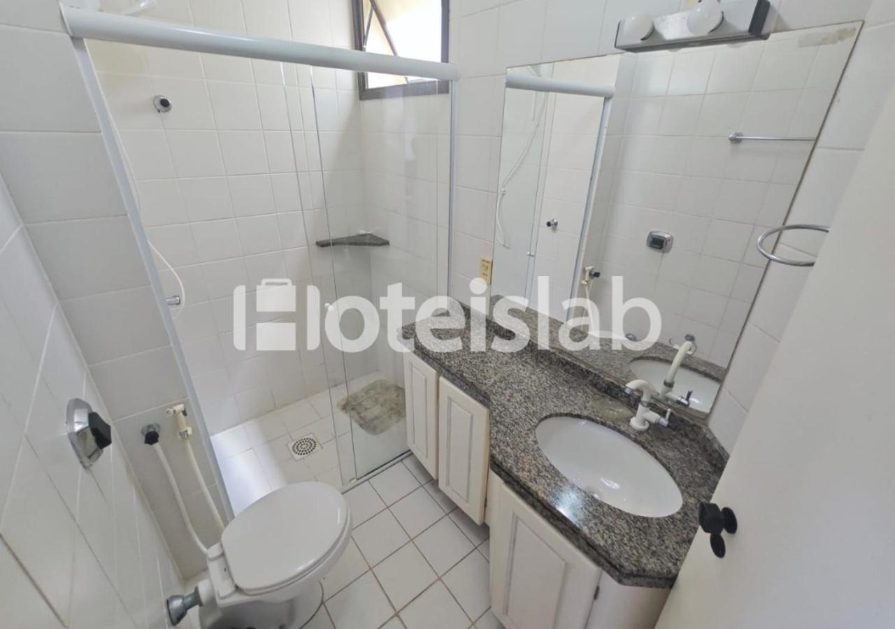 C163 Apto de um quarto com vista para o mar