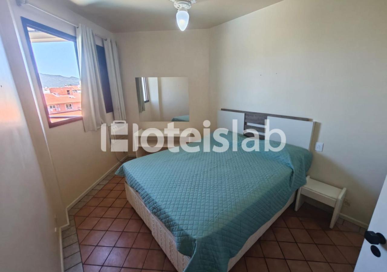 C163 Apto de um quarto com vista para o mar