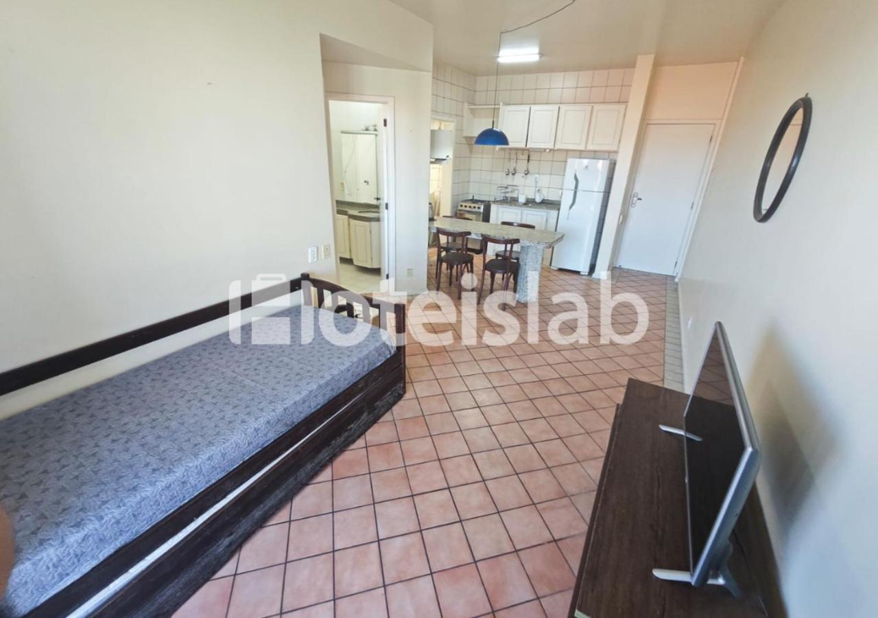 C163 Apto de um quarto com vista para o mar
