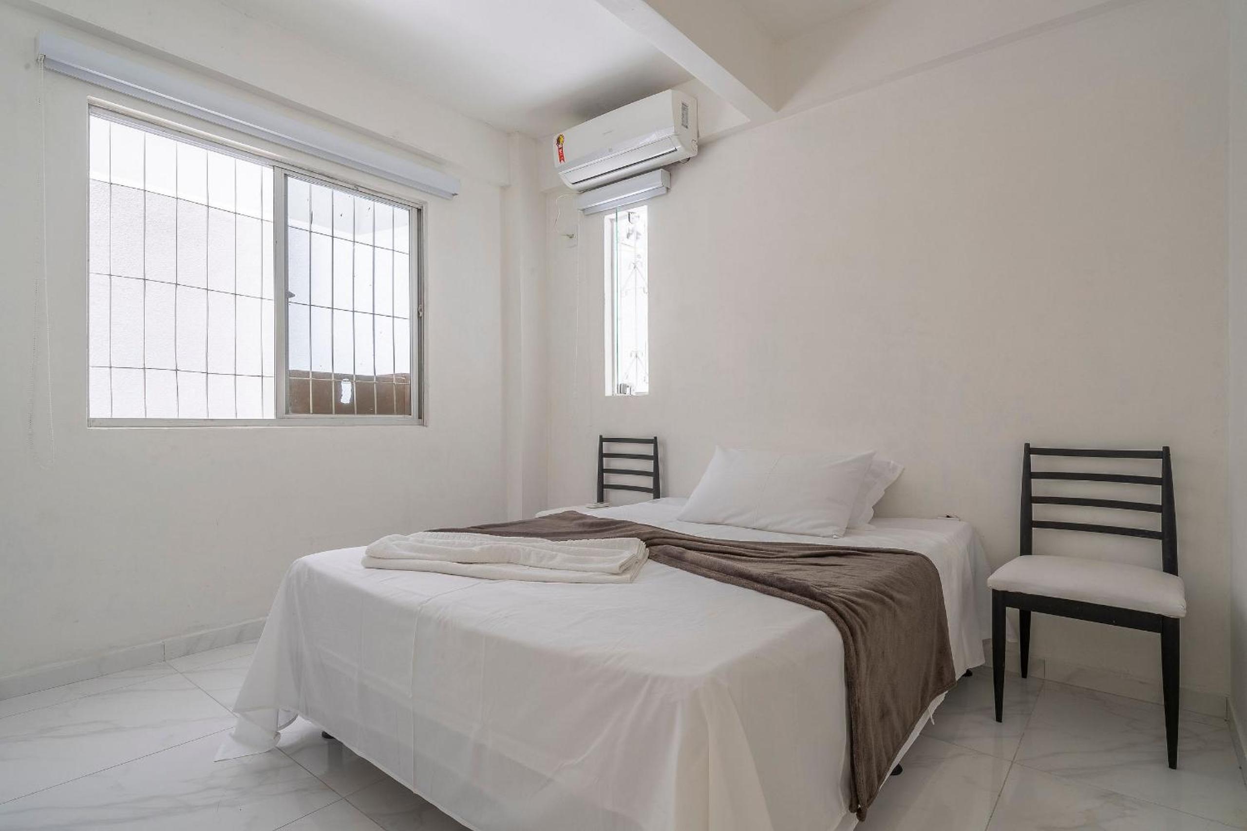 JLP - Apartamentos a 260m da Meia Praia Itapema/SC
