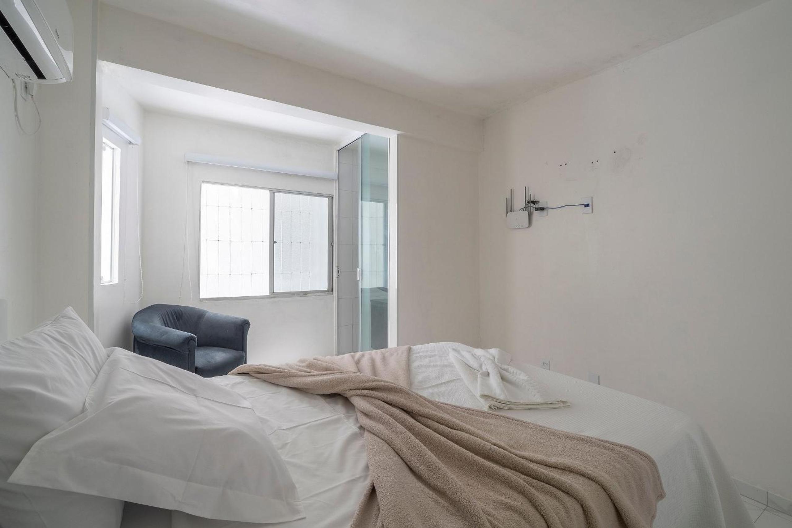 JLP - Apartamentos a 260m da Meia Praia Itapema/SC