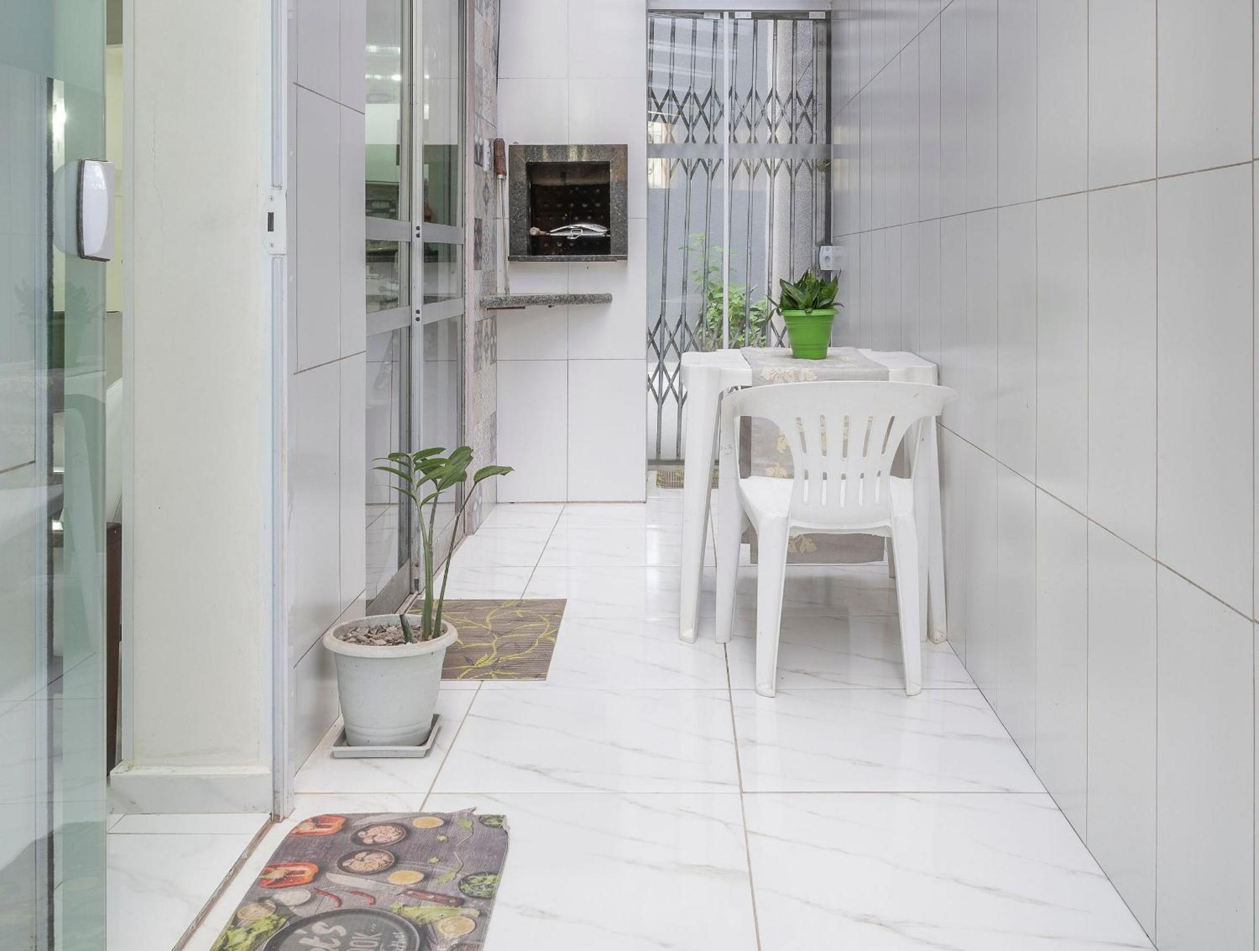 JLP - Apartamentos a 260m da Meia Praia Itapema/SC