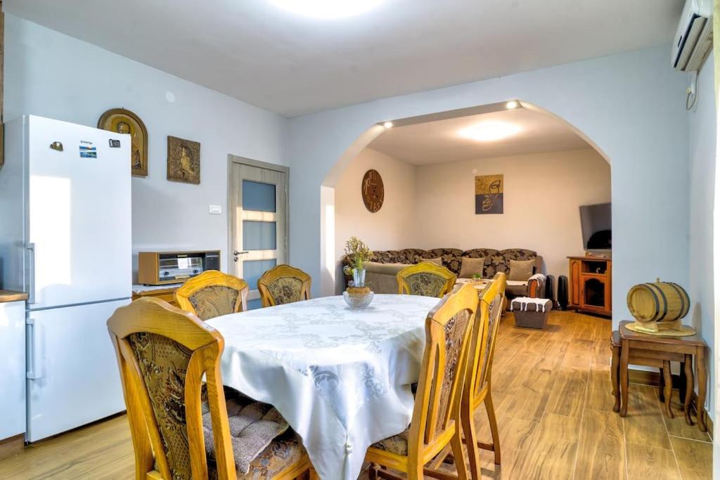 Pavle's Oasis