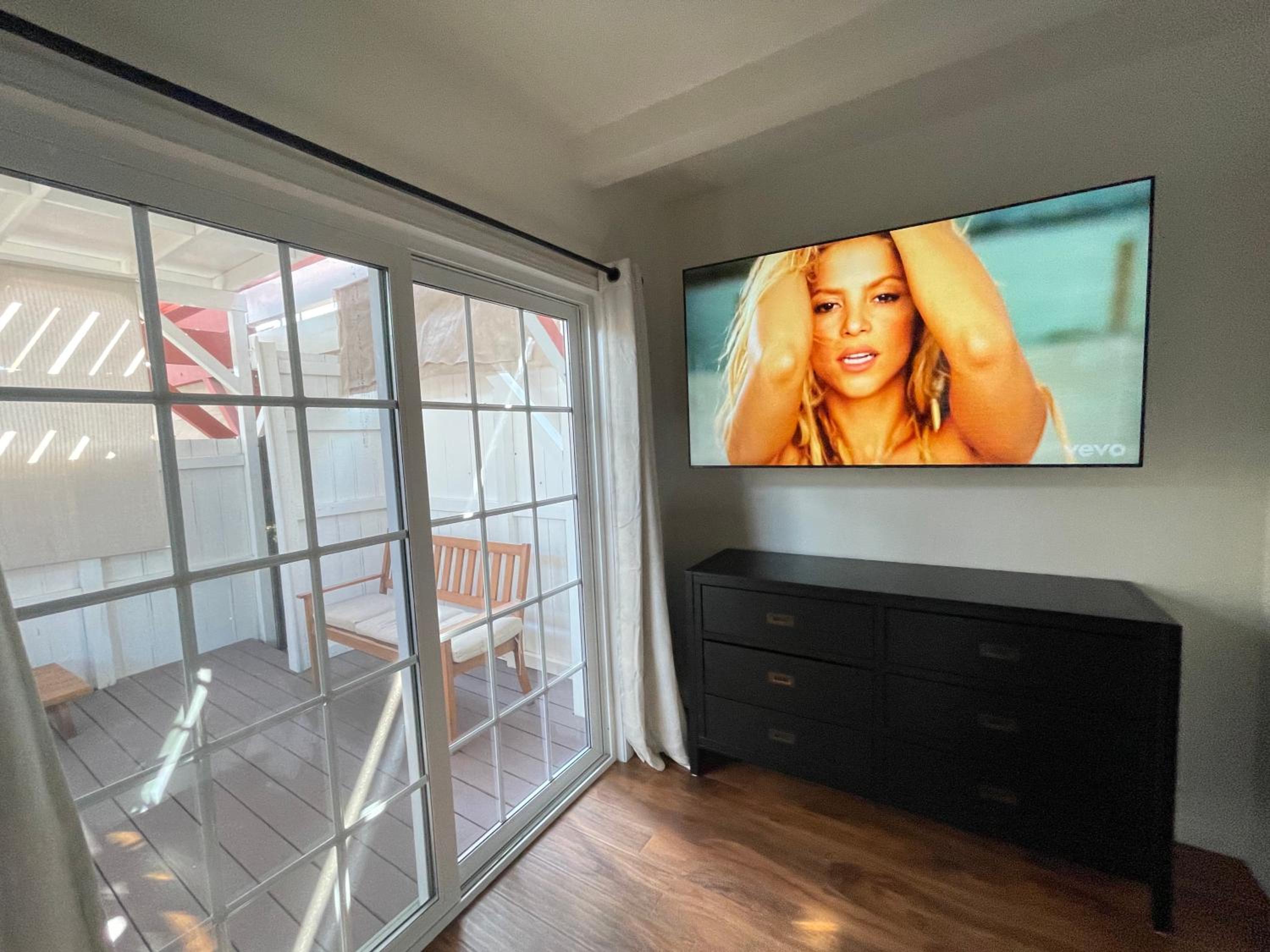 Your home away from home in beautiful Santa Monica