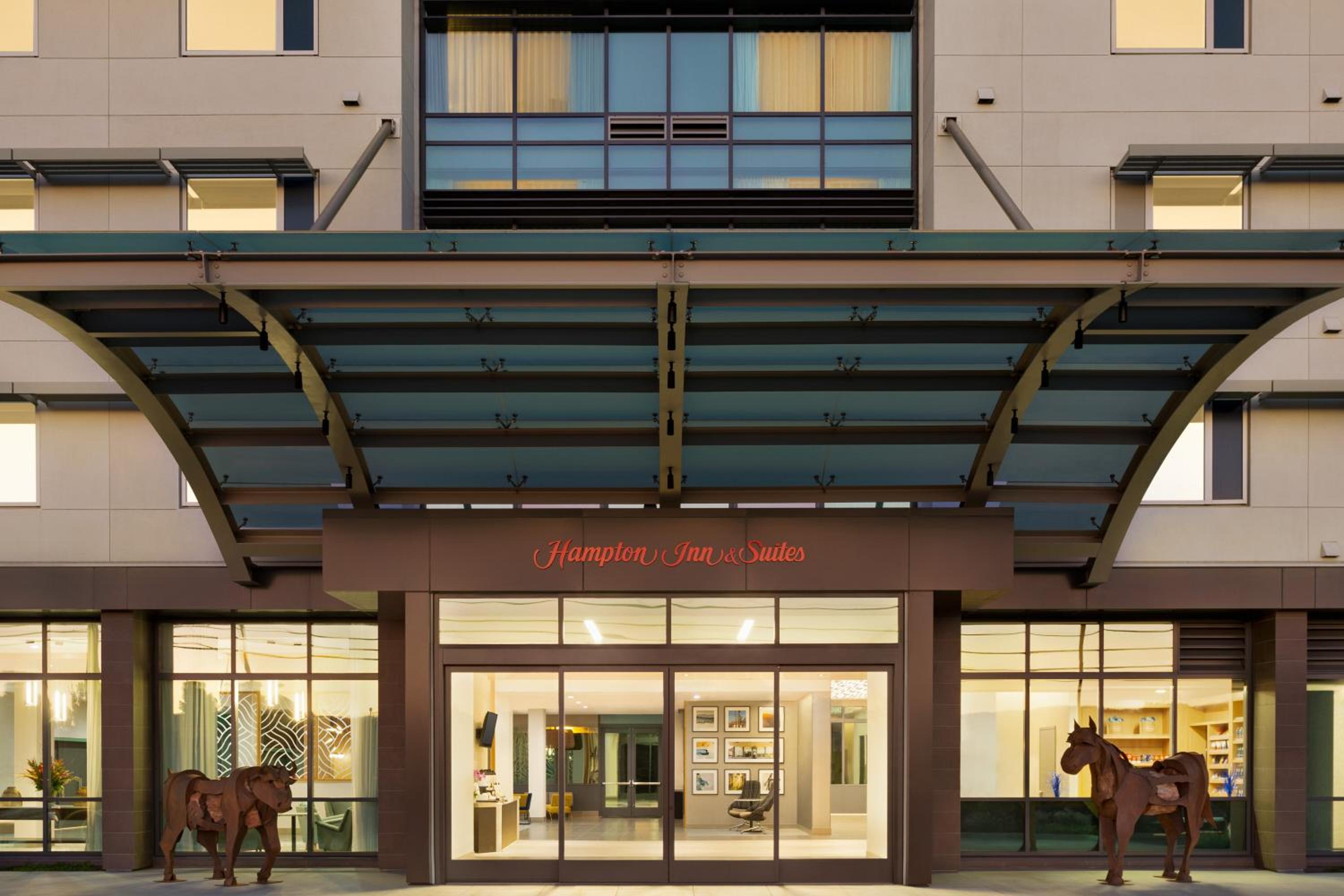 Hampton Inn  Suites San Mateo-San Francisco Airport - Property Image 9