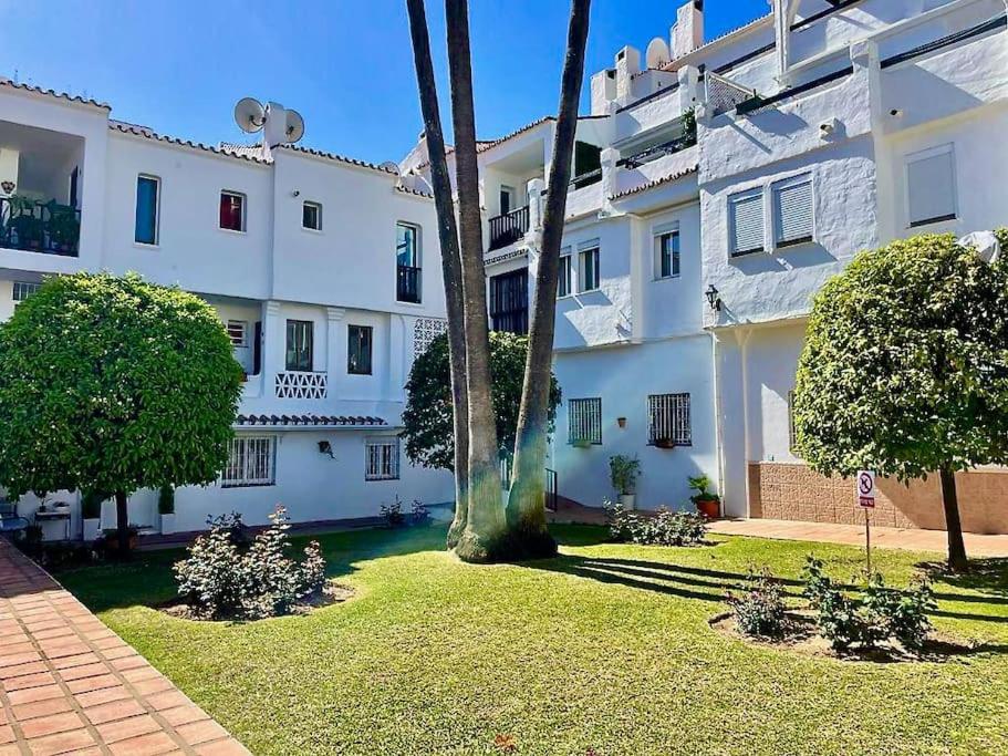 Hermosa casita de pueblo con piscina en Benahavís