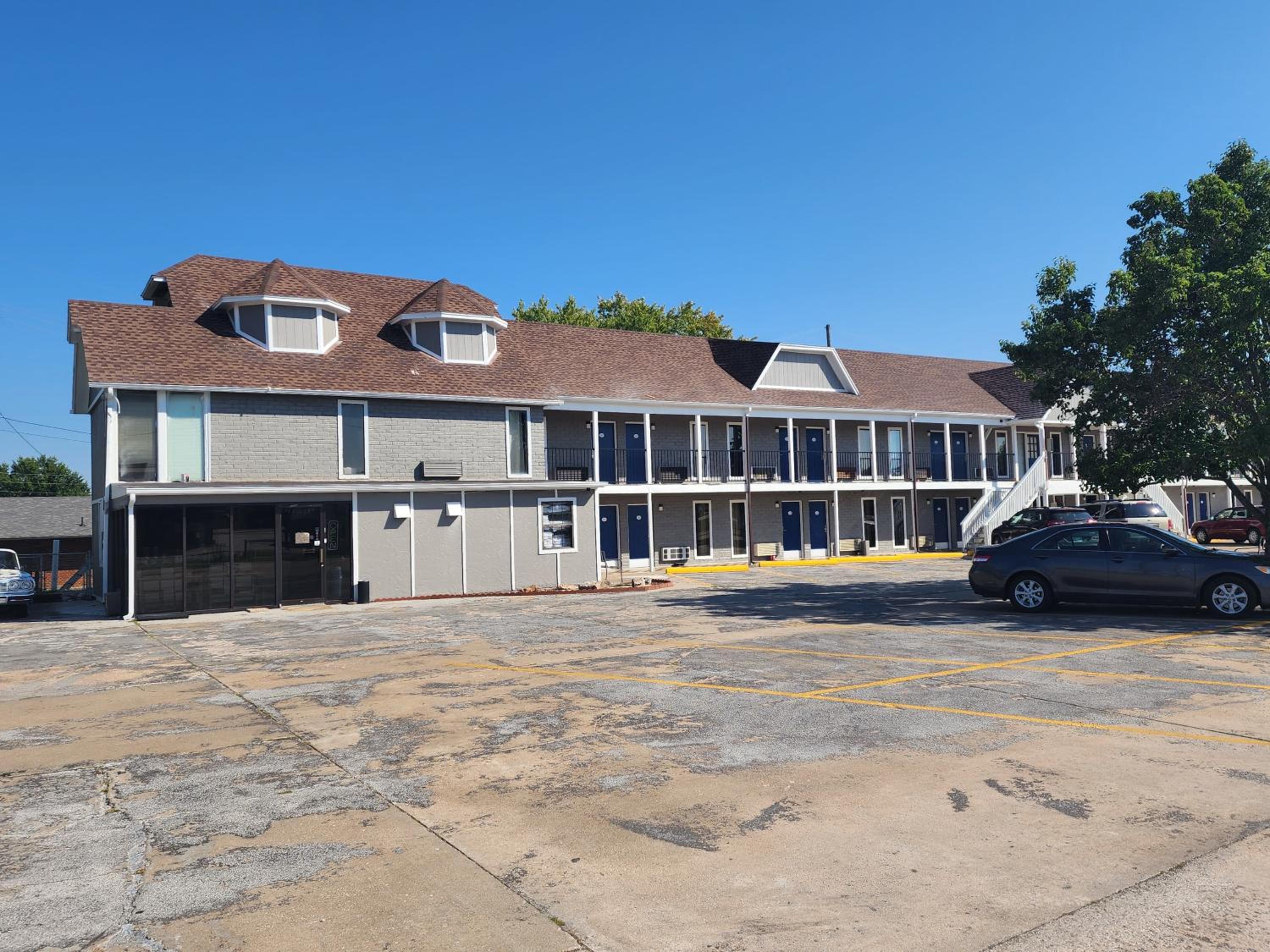 Carthage Inn