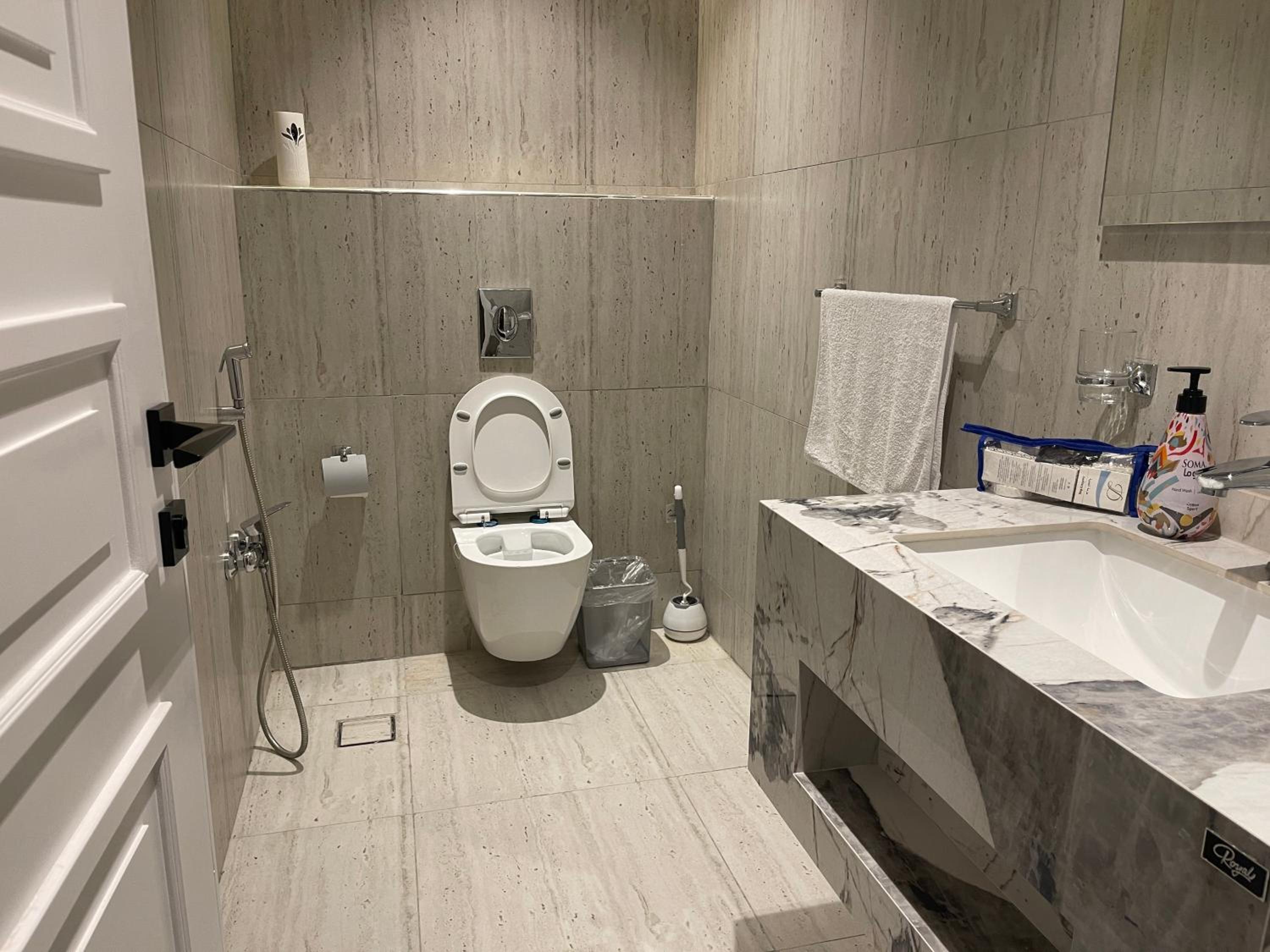 A luxury three-bedroom apartment in the heart of Riyadh