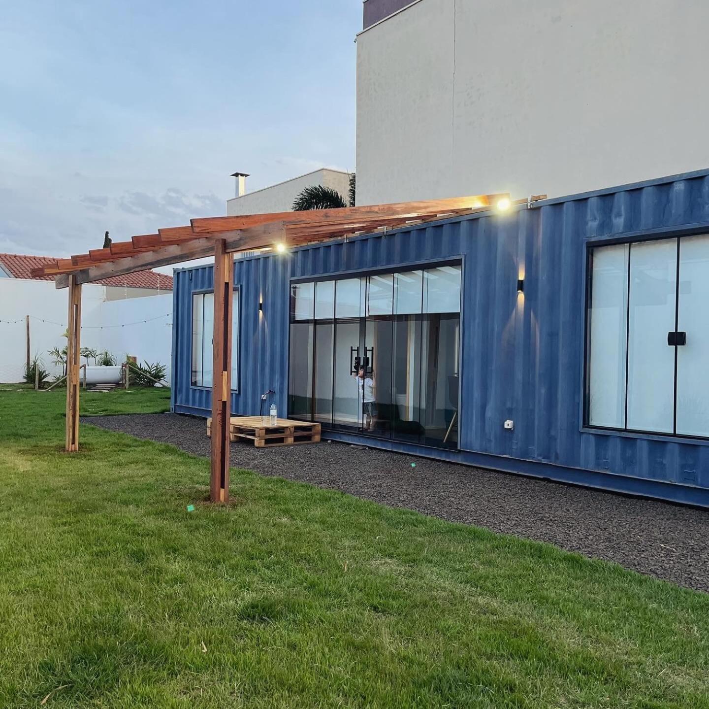 Casa Container Blackhawk