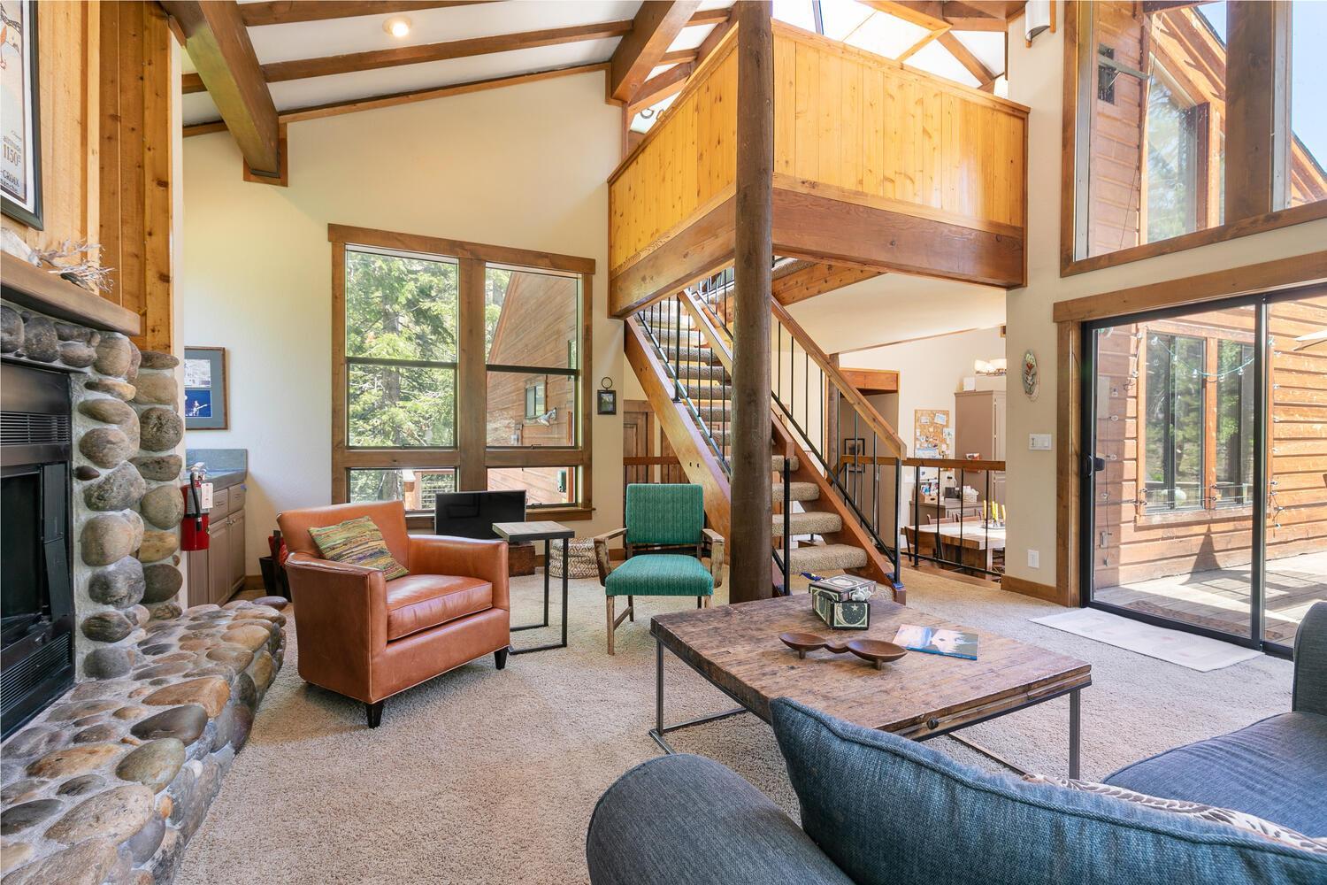 Alpine Escape by Tahoe Getaways - Shuttle to Ski Slopes & Fireplace view 2