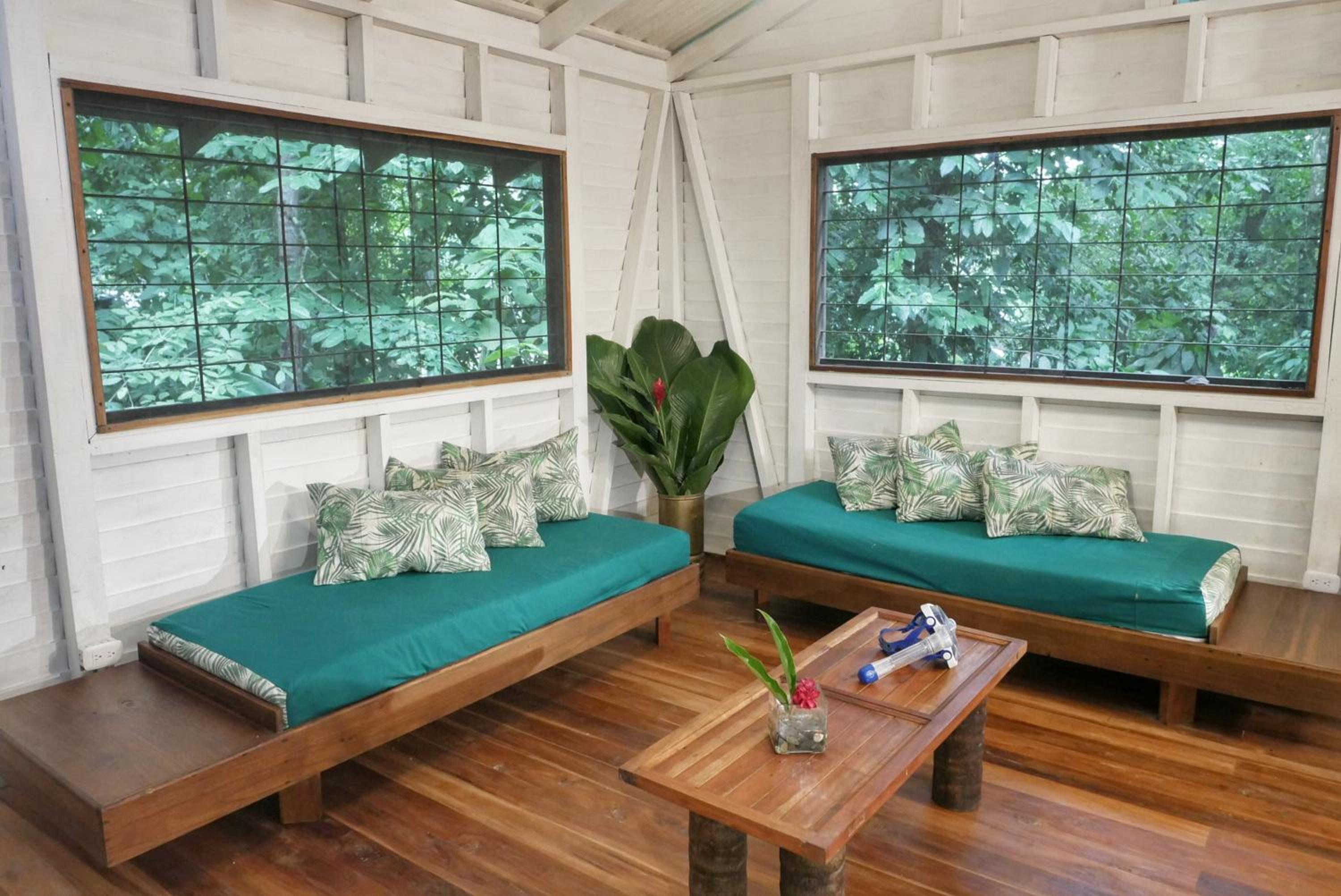 Cocoa Jungle Art Villa 8 min by car from Cocles Beach