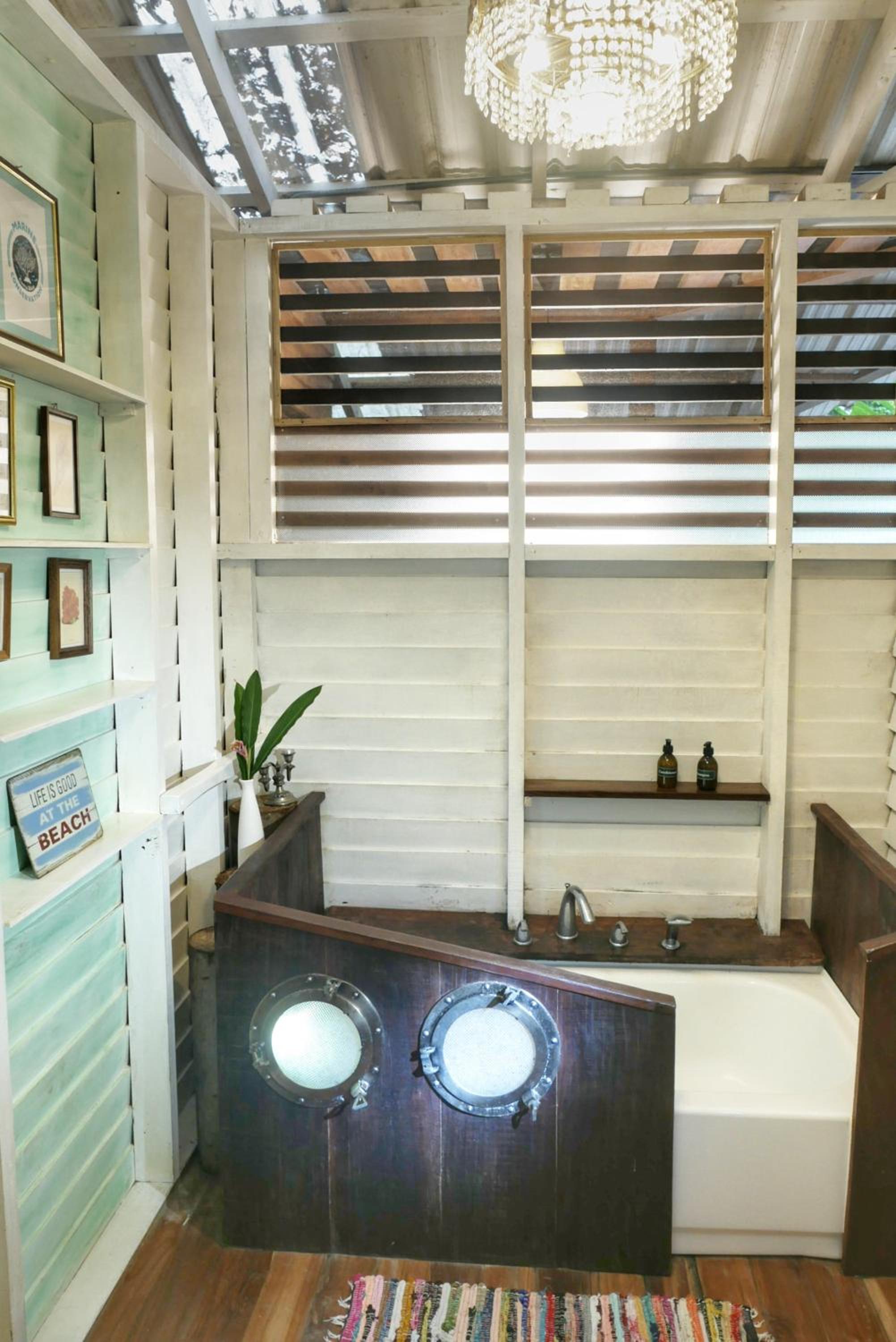 Cocoa Jungle Art Villa 8 min by car from Cocles Beach