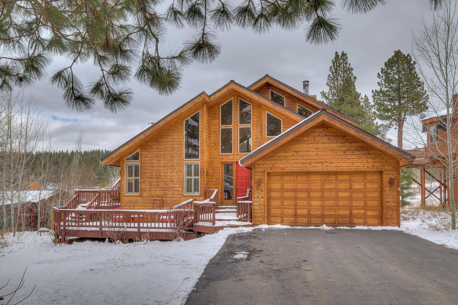 Lake Tahoe Vacations - Bitter Brush- Hot Tub- Pool Table- Ski Shuttle- Pet Friendly - Property Image 34