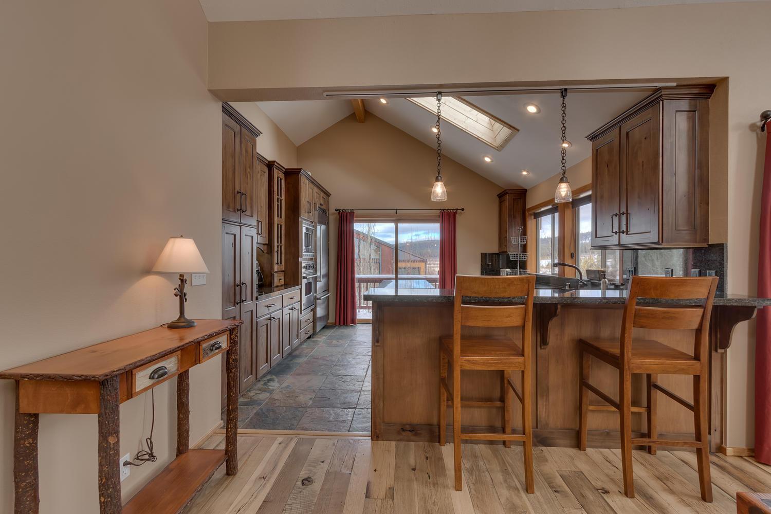 Lake Tahoe Vacations - Bitter Brush- Hot Tub- Pool Table- Ski Shuttle- Pet Friendly - Property Image 30