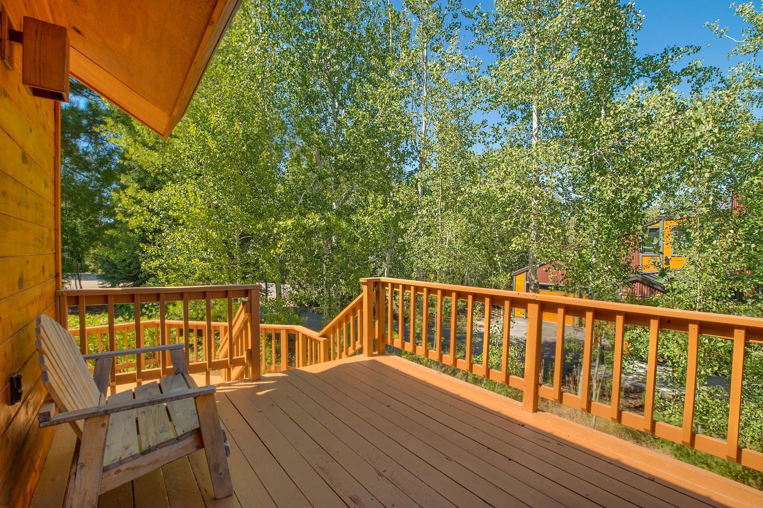 Lake Tahoe Vacations - Bitter Brush- Hot Tub- Pool Table- Ski Shuttle- Pet Friendly - Property Image 4