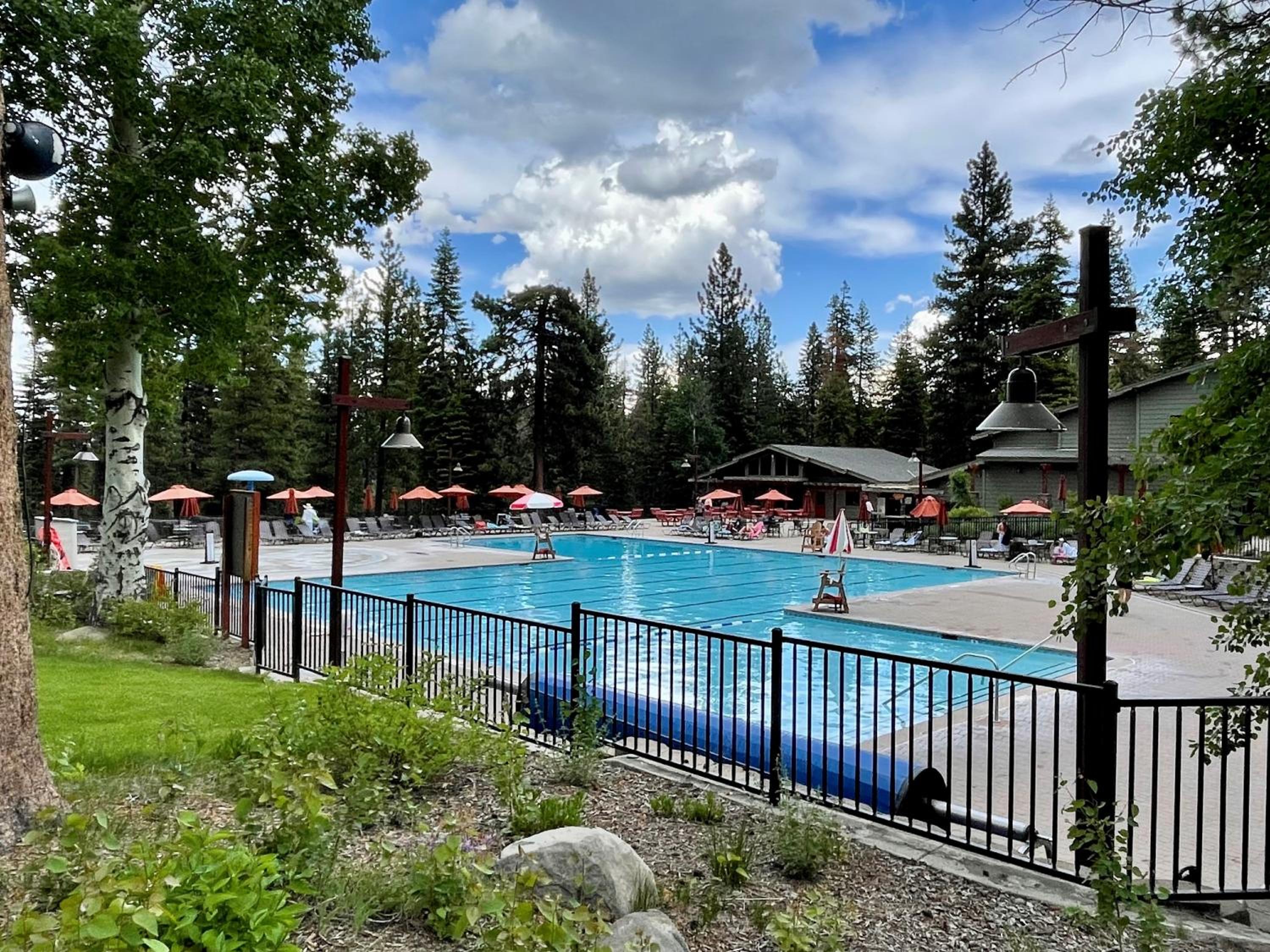 Lake Tahoe Vacations - Bitter Brush- Hot Tub- Pool Table- Ski Shuttle- Pet Friendly - Property Image 15