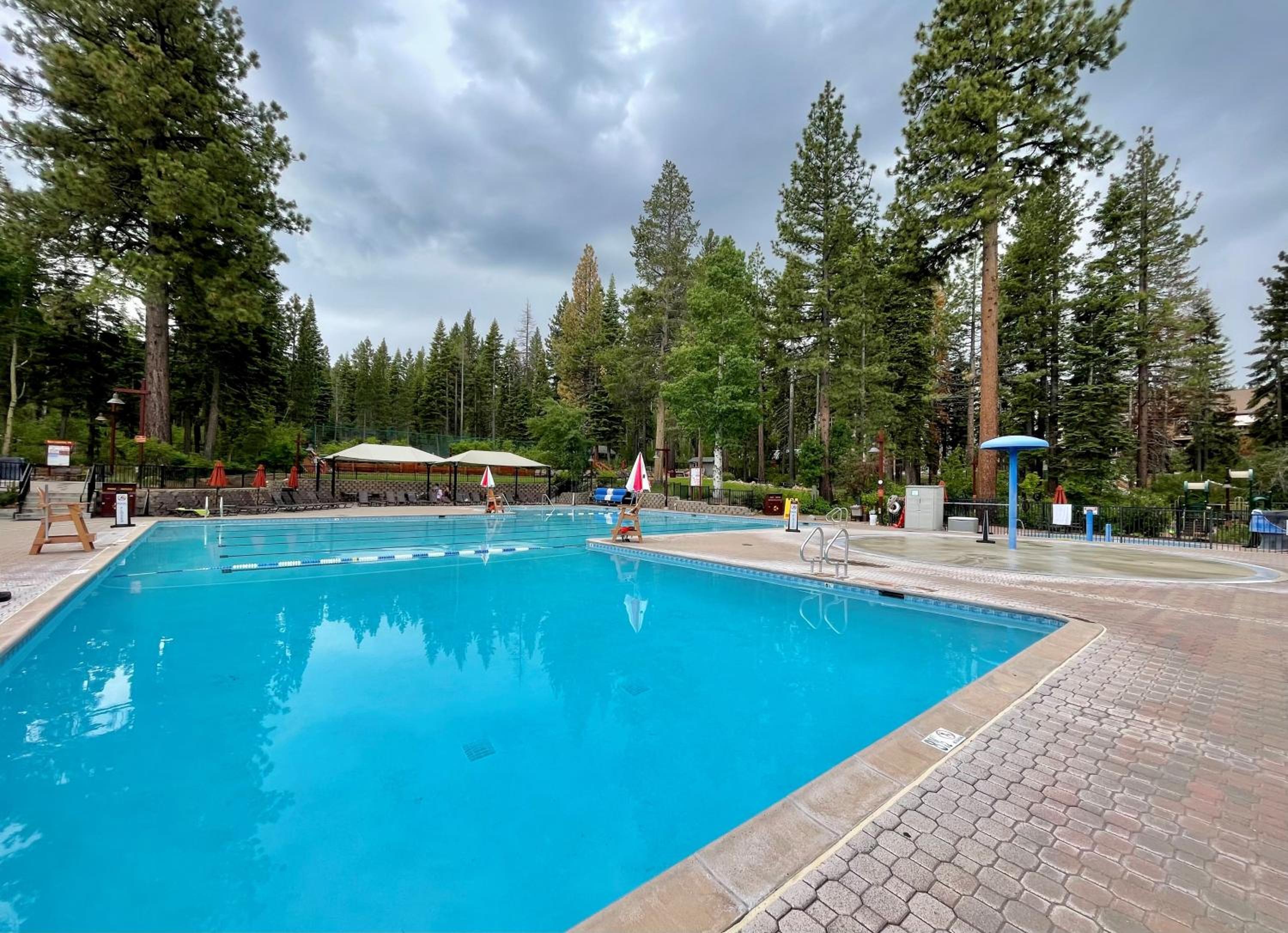 Lake Tahoe Vacations - Bitter Brush- Hot Tub- Pool Table- Ski Shuttle- Pet Friendly - Property Image 16
