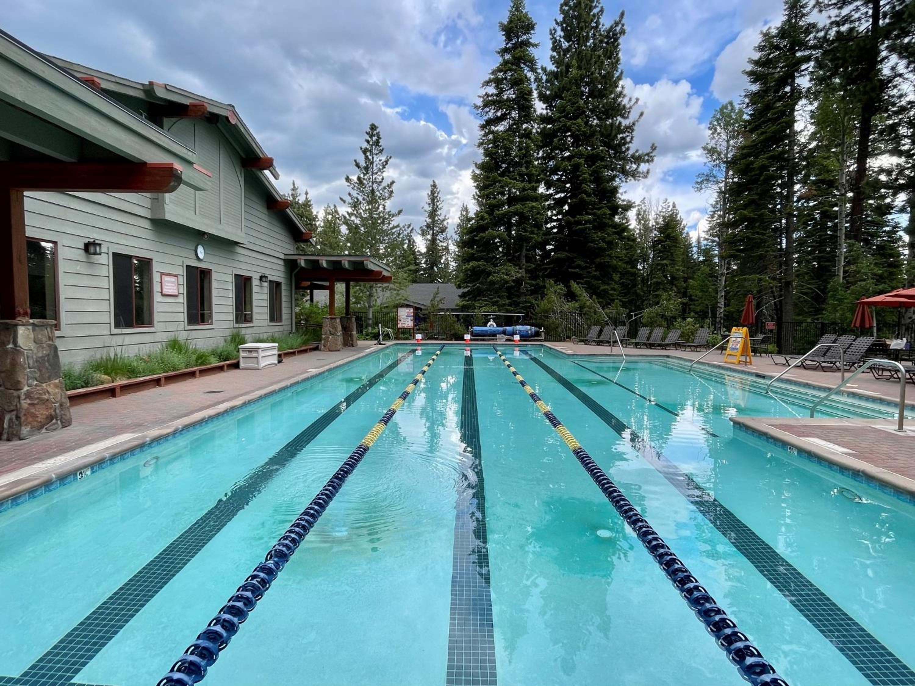 Lake Tahoe Vacations - Bitter Brush- Hot Tub- Pool Table- Ski Shuttle- Pet Friendly - Property Image 22