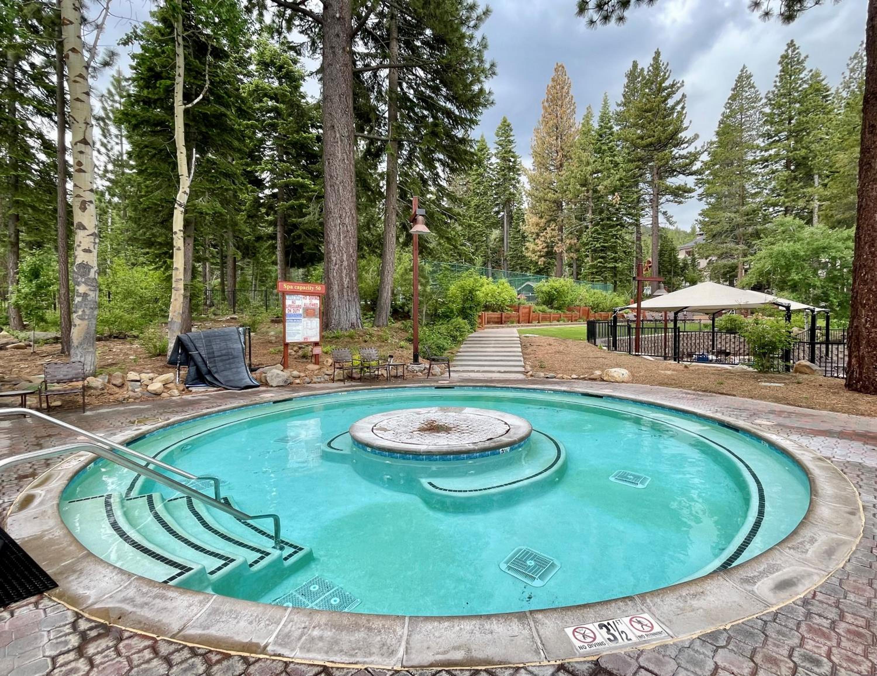 Lake Tahoe Vacations - Bitter Brush- Hot Tub- Pool Table- Ski Shuttle- Pet Friendly - Property Image 19