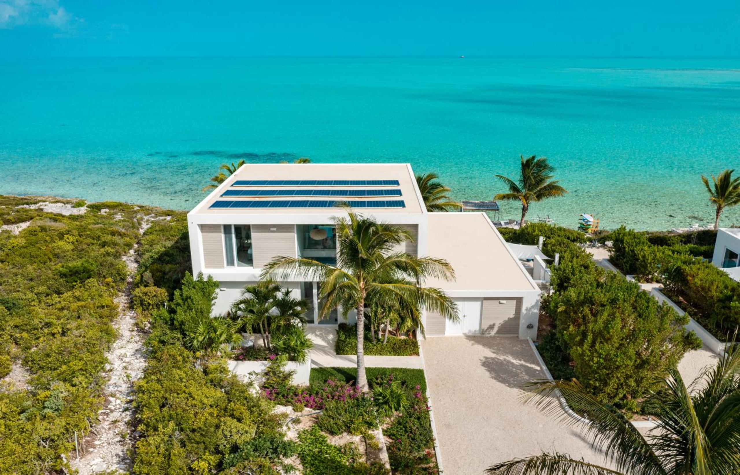 Ocean Dream 5 BR Villa Aqua view 2