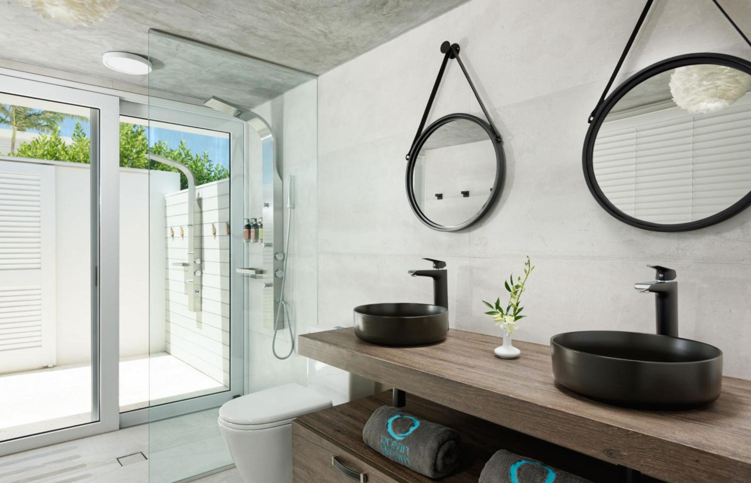 Ocean Dream 5 BR Villa Aqua view 3