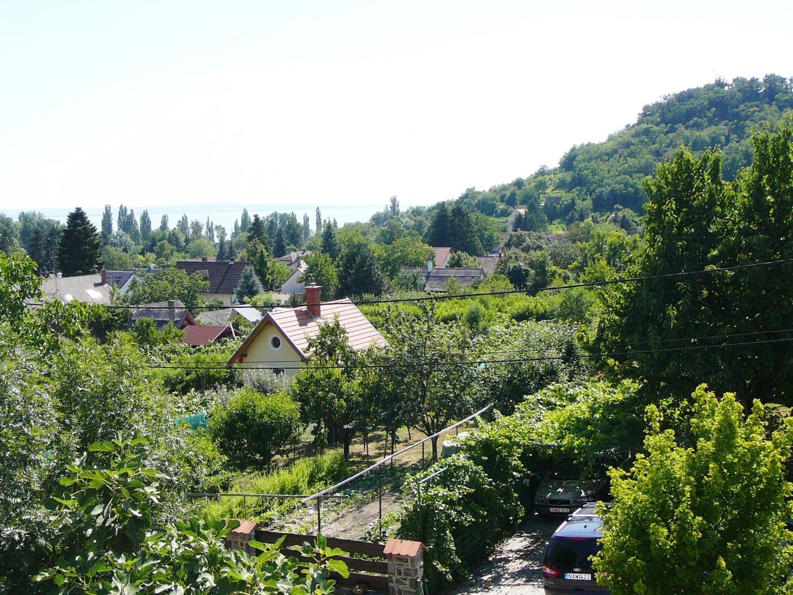 Nyugalom Szigete Vendégház SZIGLIGET view 5