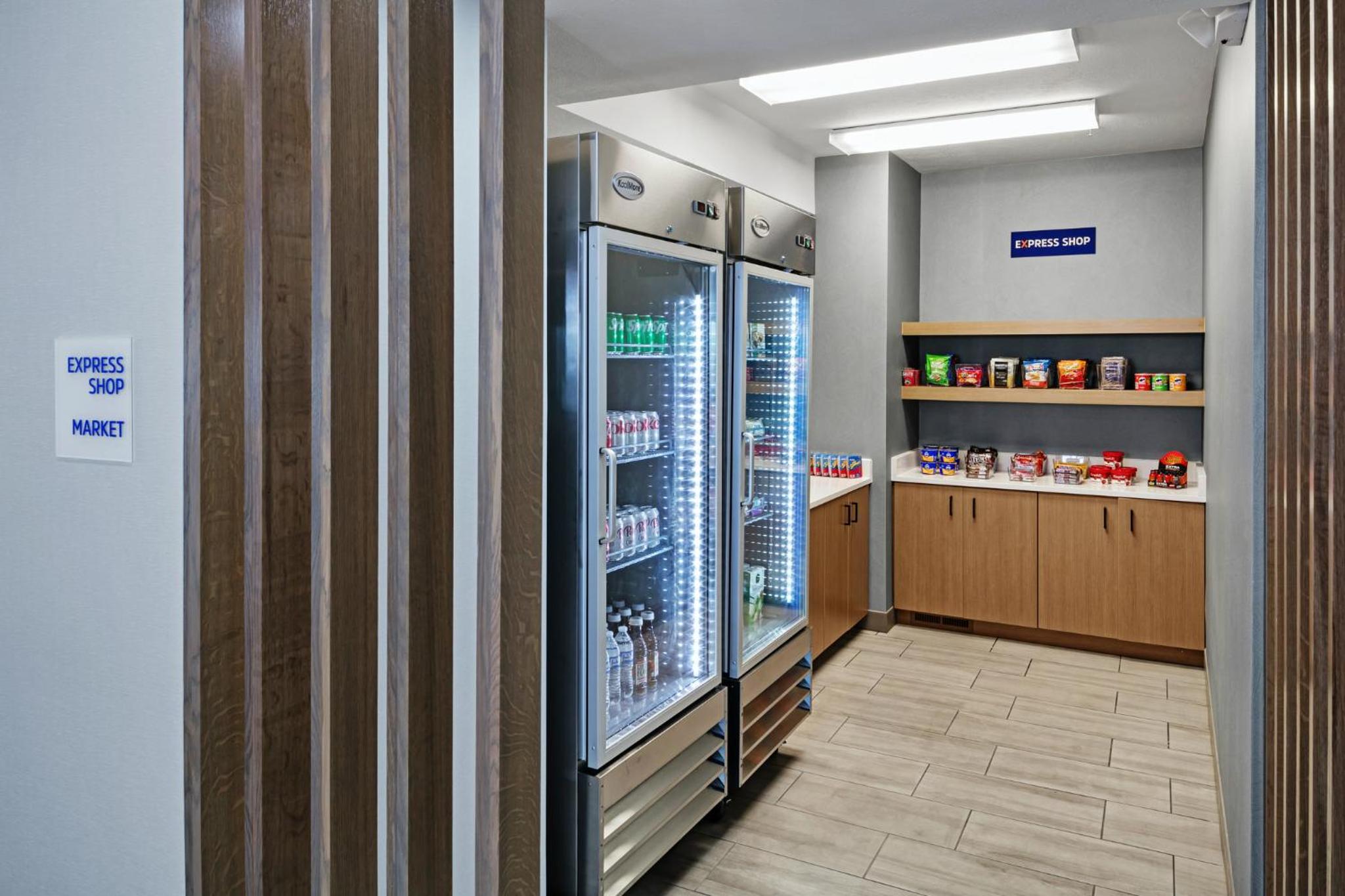 Lewiston Vacations - Holiday Inn Express Lewiston, an IHG Hotel - Property Image 3