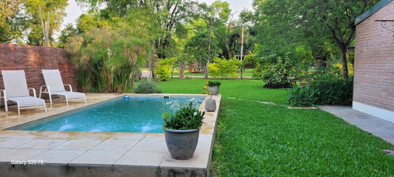 Casita del árbol solo para familias