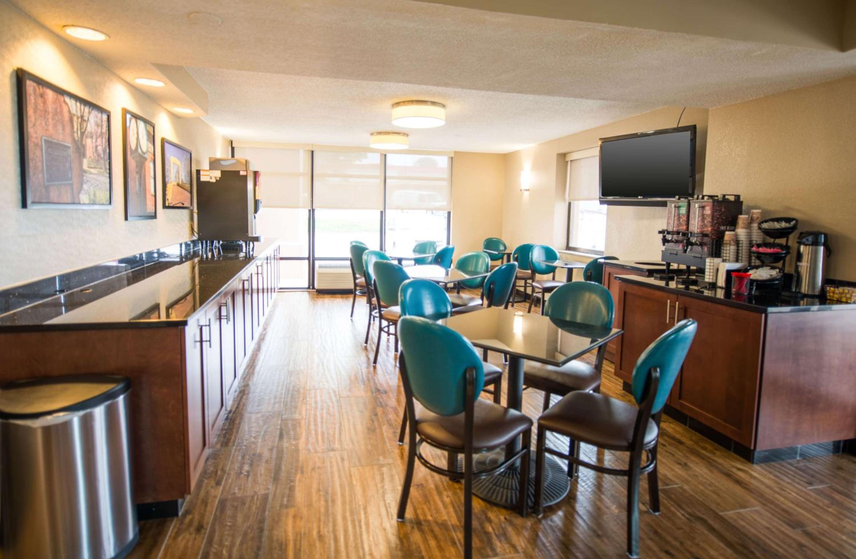 Cape Girardeau Vacations - Pear Tree Inn Cape Girardeau Medical Center - Property Image 2