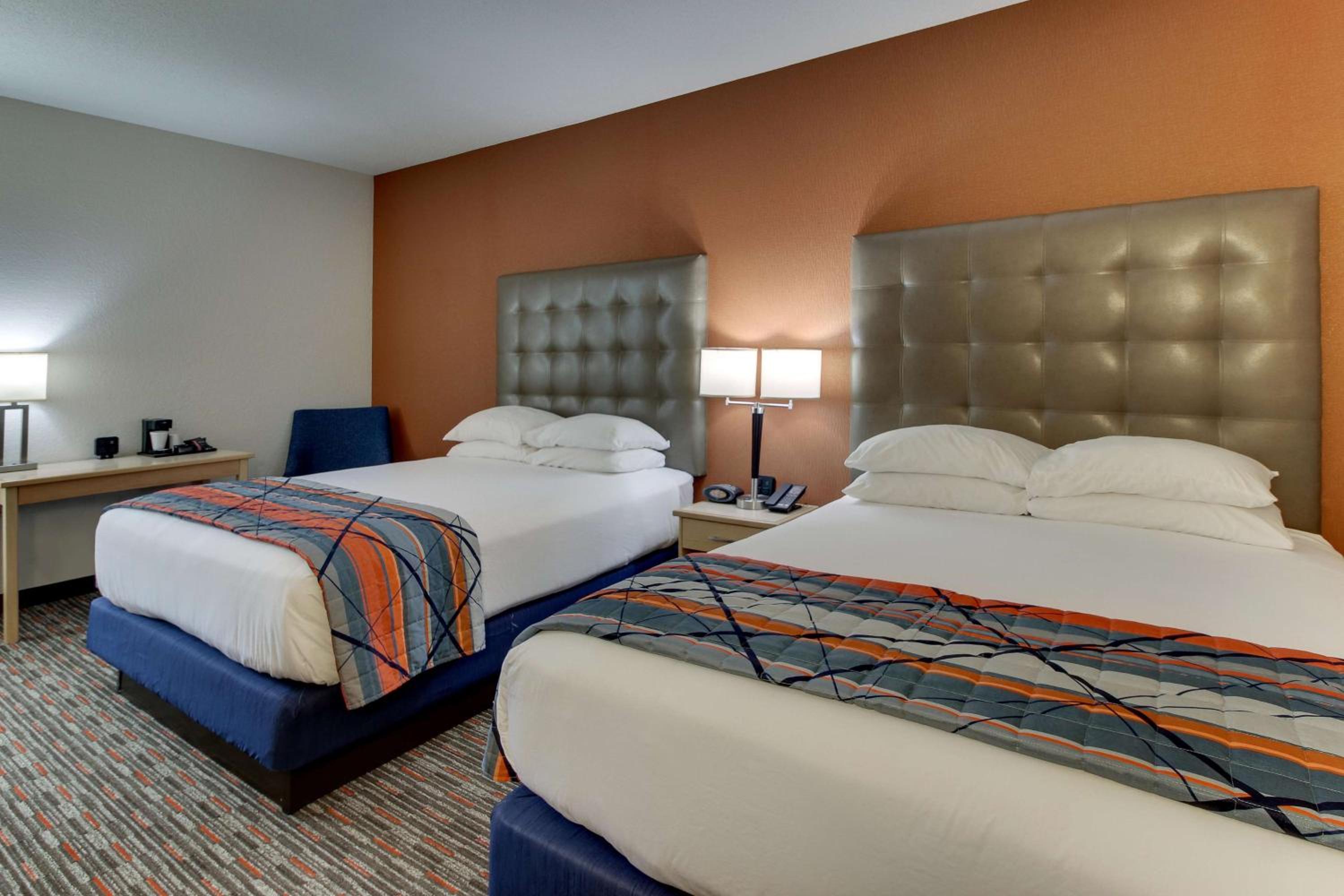 Cape Girardeau Vacations - Pear Tree Inn Cape Girardeau West - Property Image 11