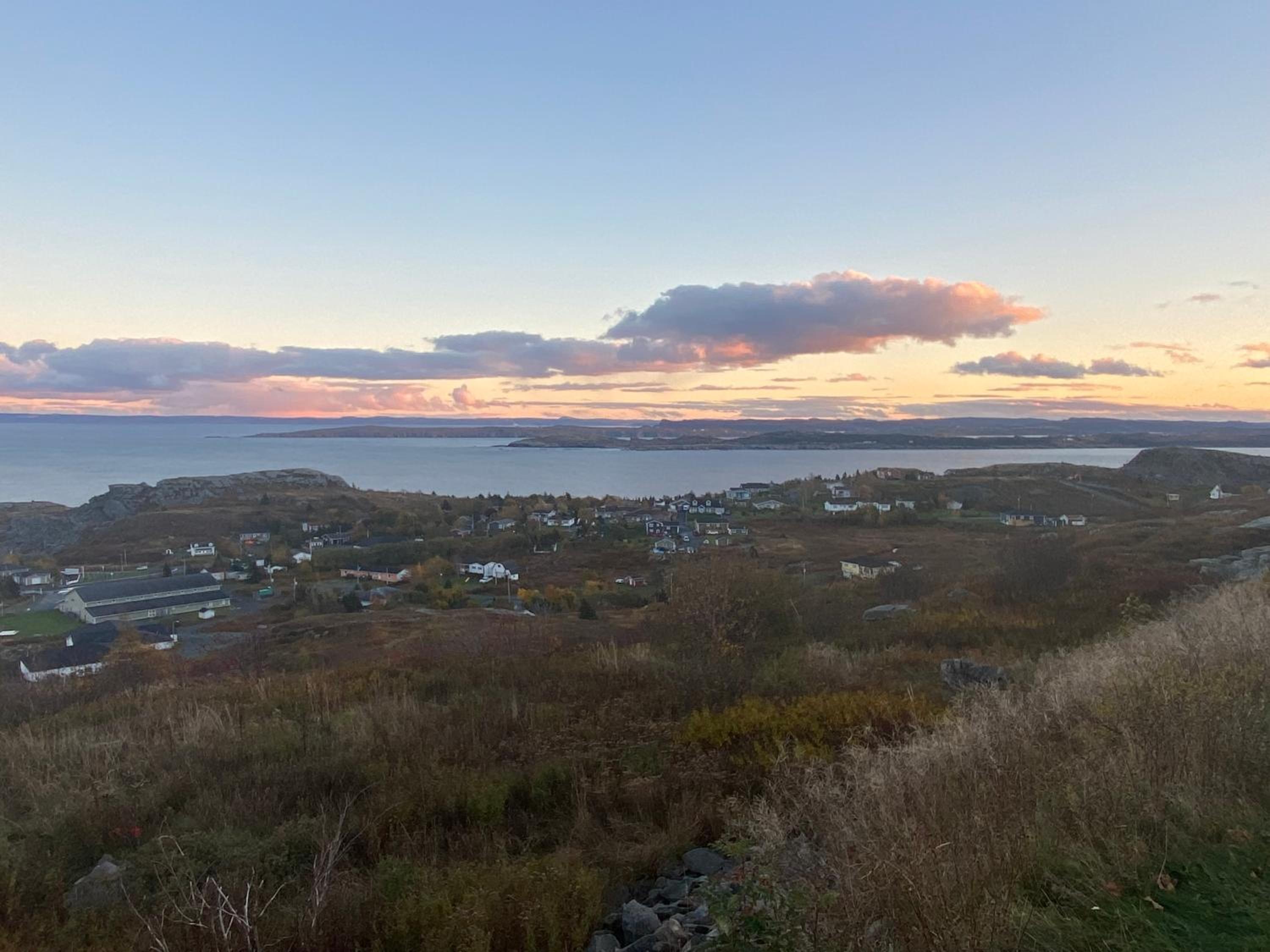 Belle Vue Cottage - Upper Island Cove