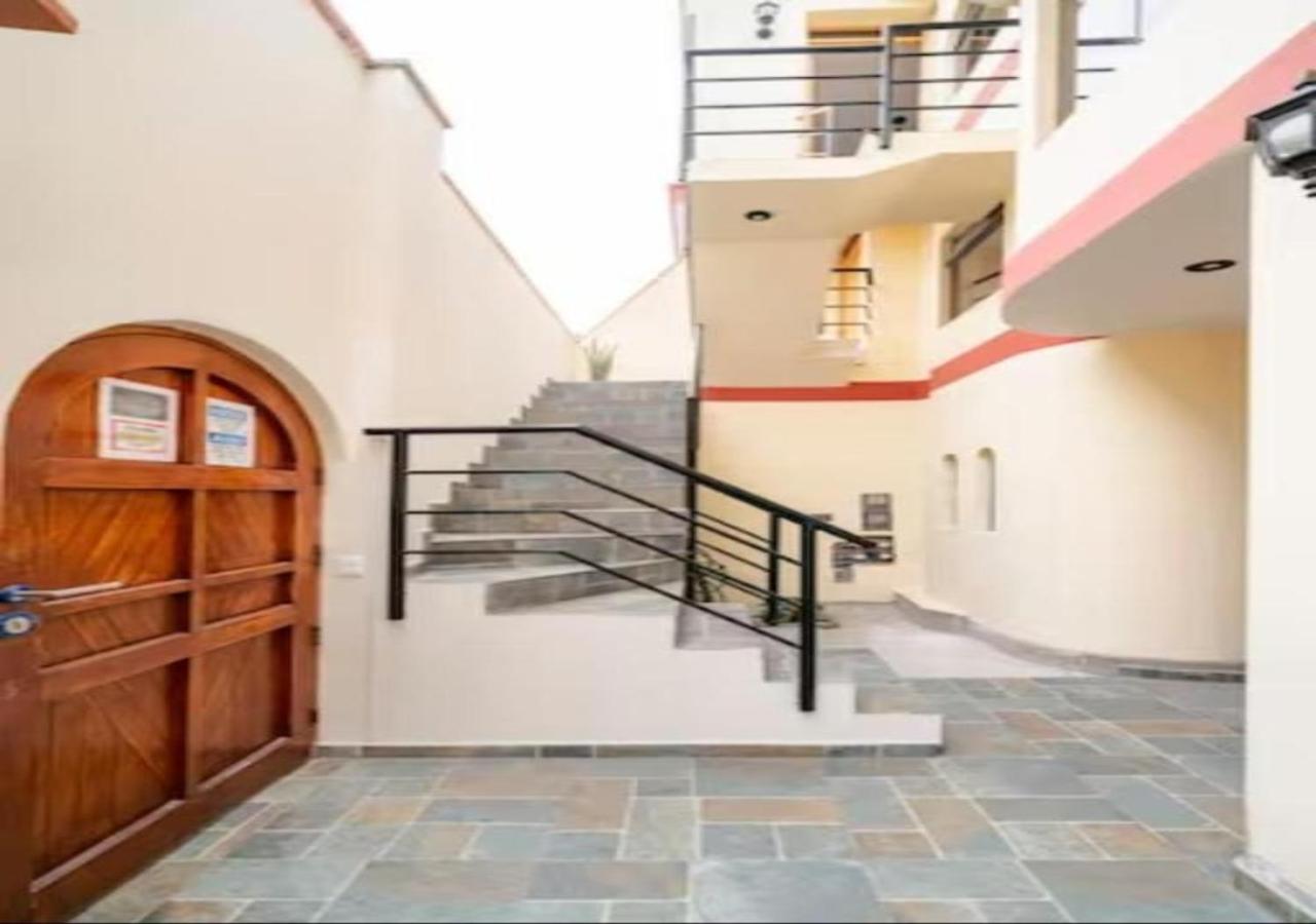Acogedor Loft equipado con Sofá cama en Matellini