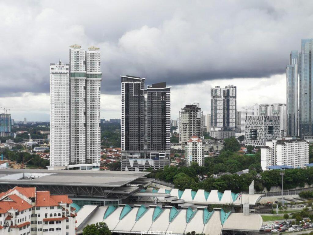 Nearest walk Johor Bahru custom Ciq by YHA